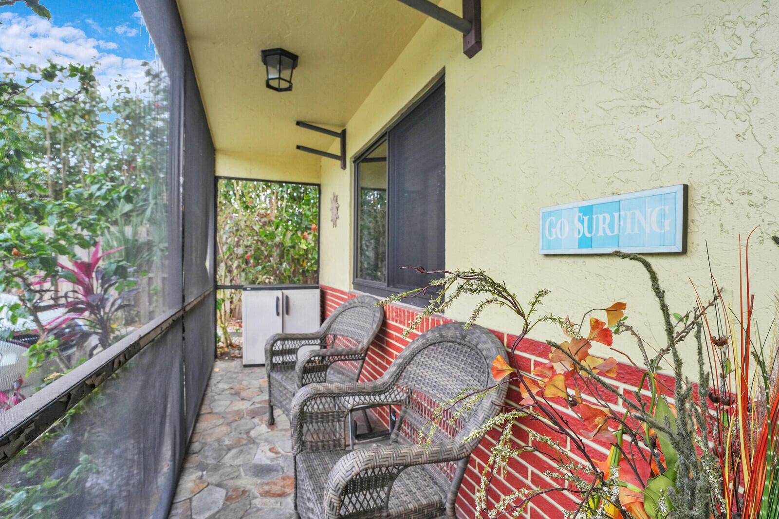 1962 NE 6th Street 4a