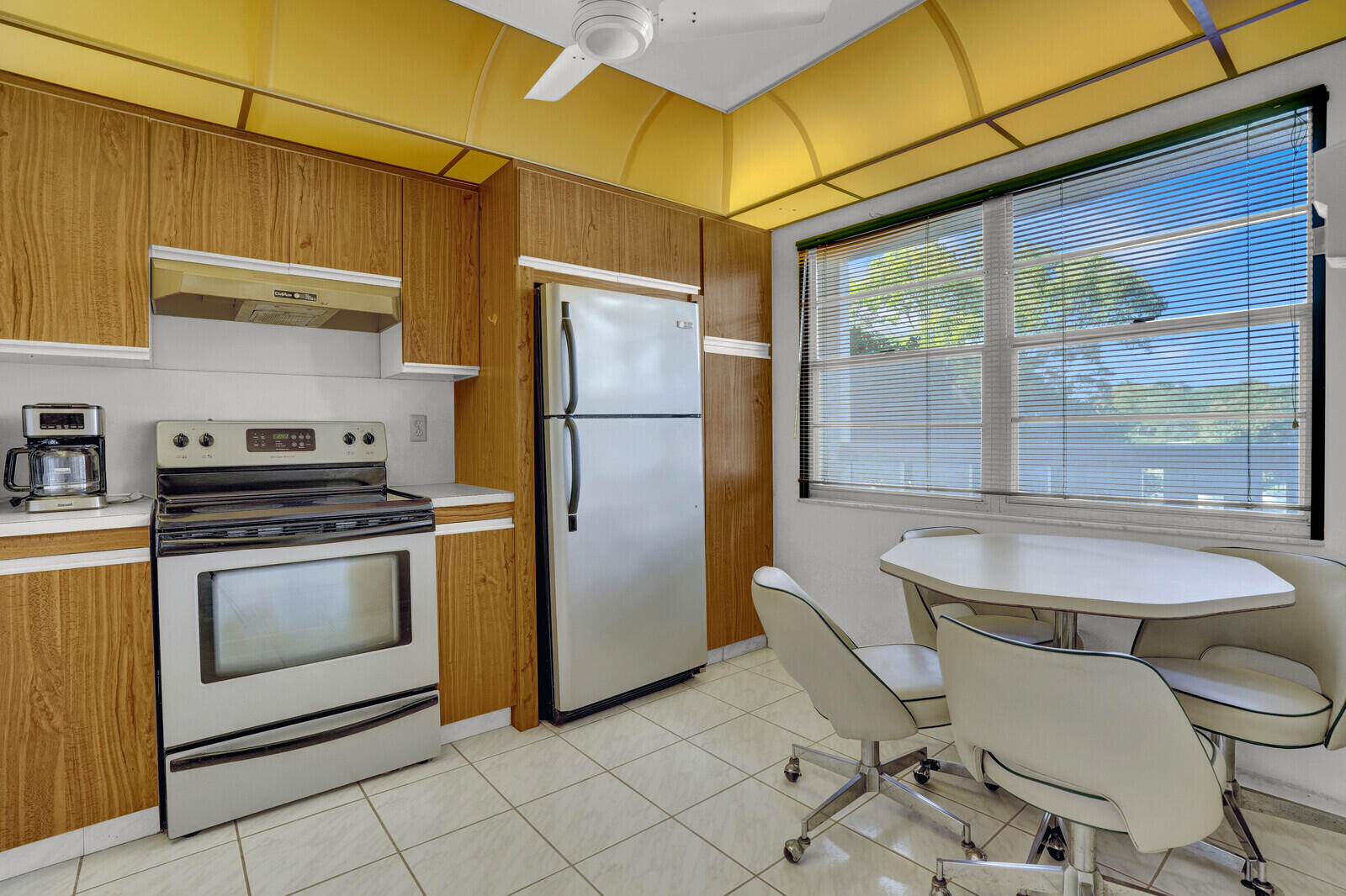 2102 Lucaya Bend F2, Coconut Creek Unit: F2