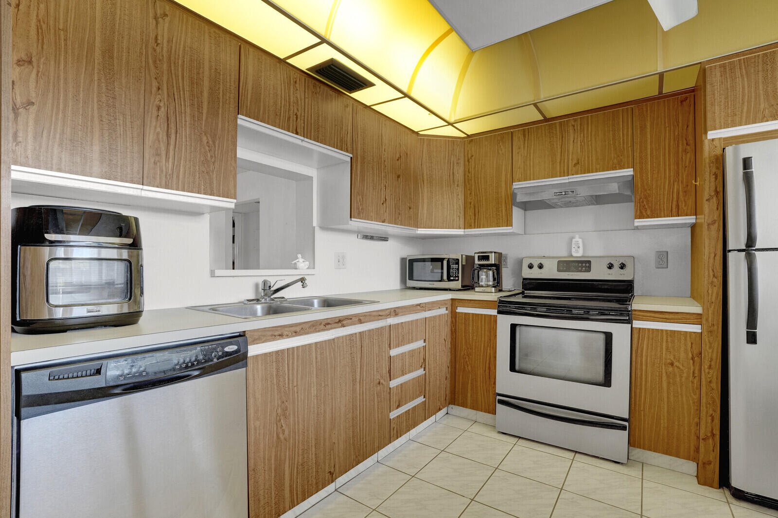 2102 Lucaya Bend F2, Coconut Creek Unit: F2