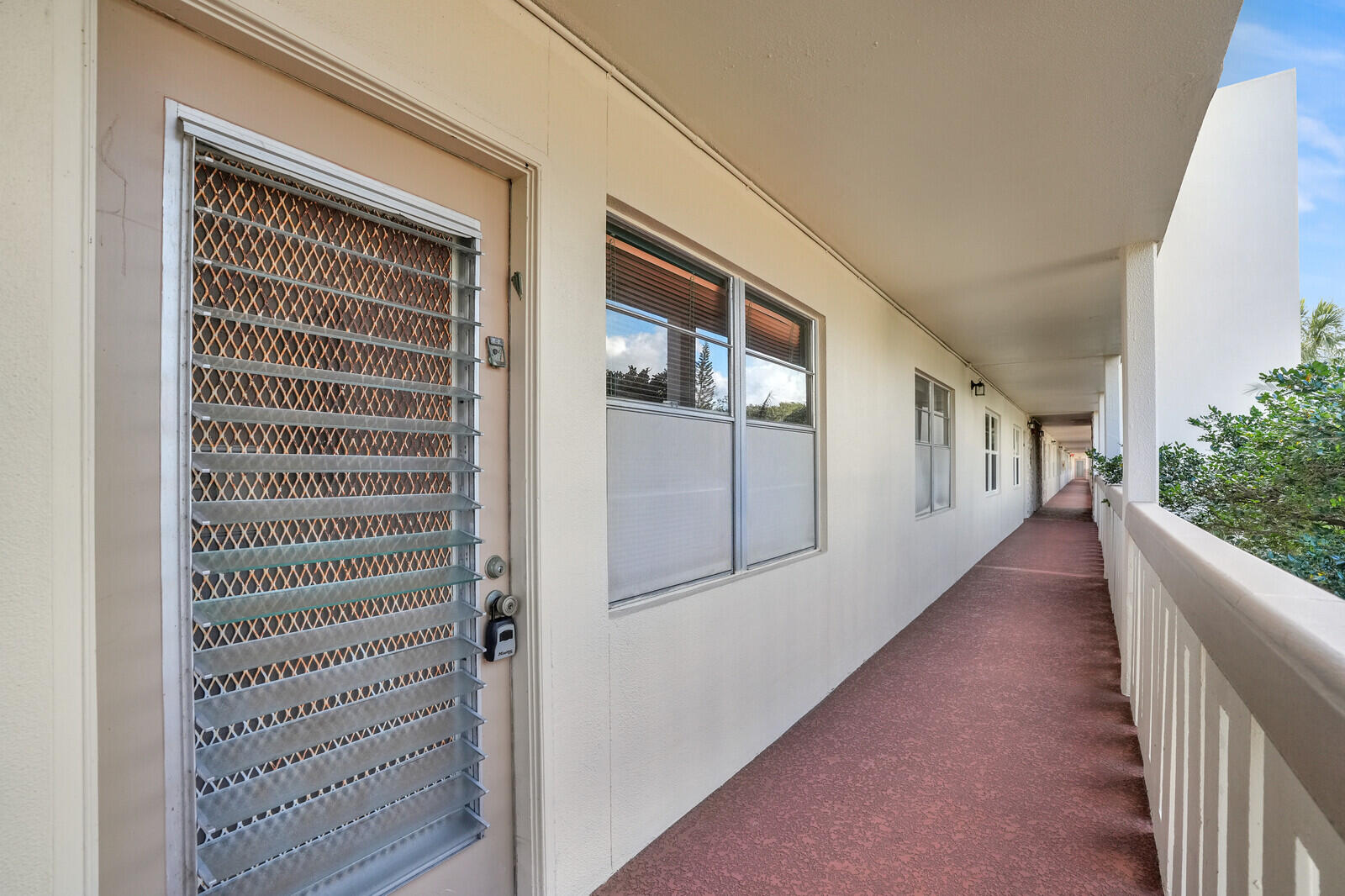 2102 Lucaya Bend F2, Coconut Creek Unit: F2