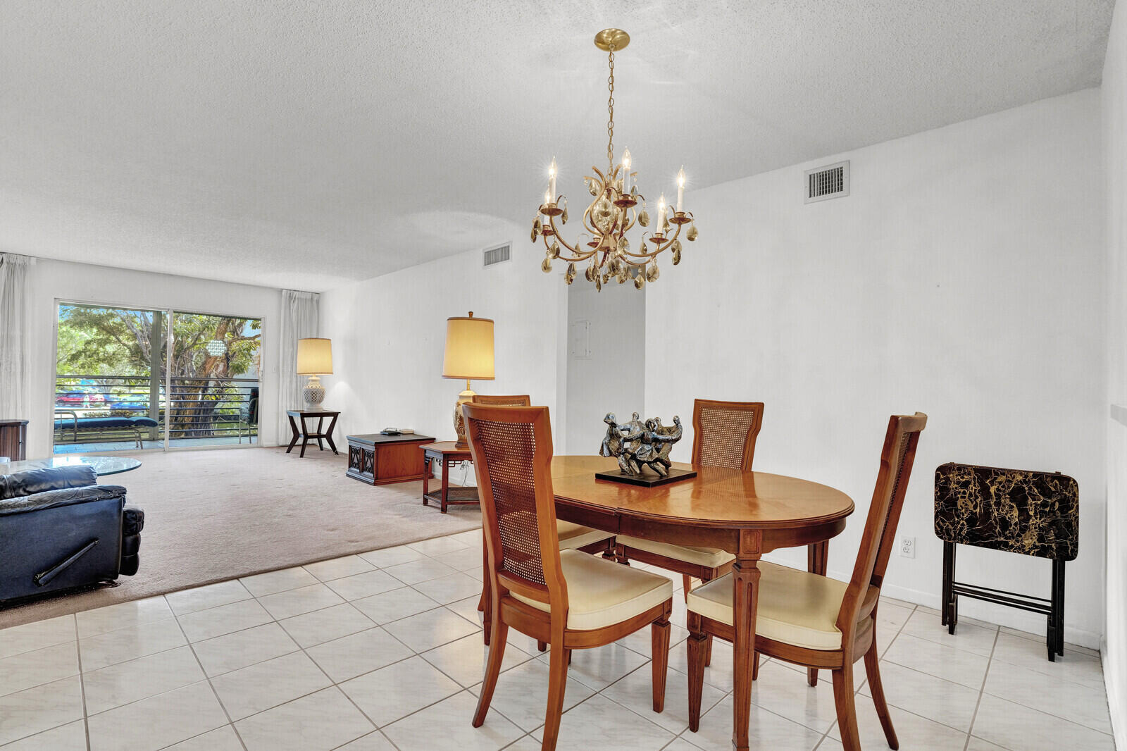 2102 Lucaya Bend F2, Coconut Creek Unit: F2