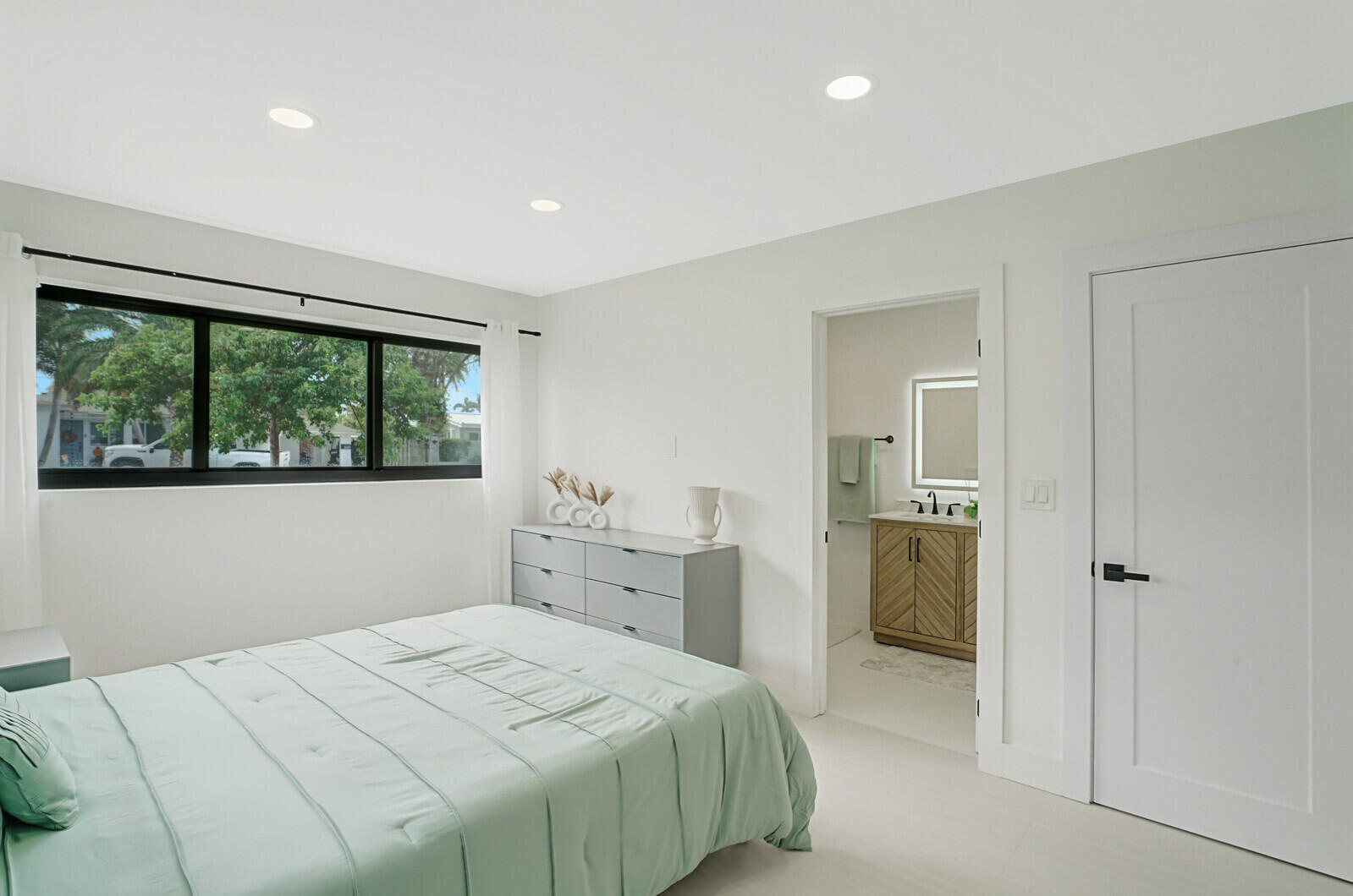 1333 SE 8th Street