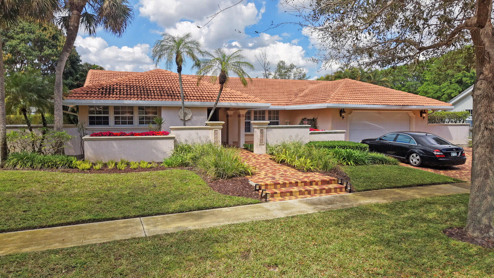 7691 Estrella Circle