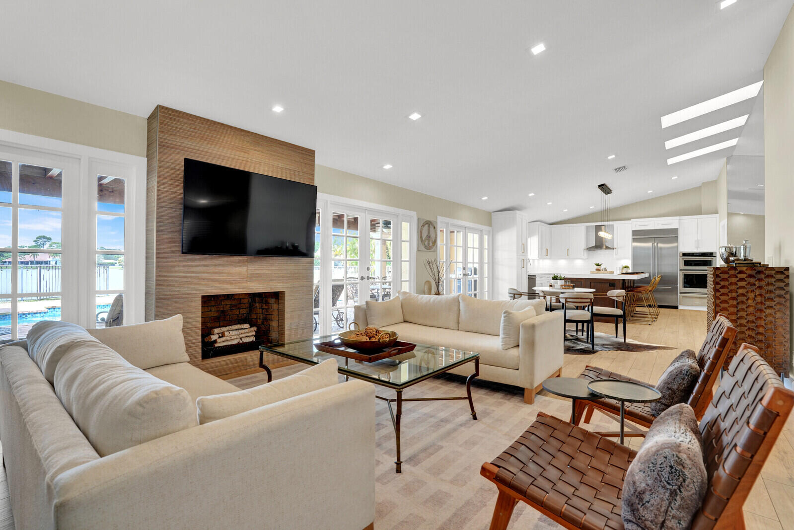 7691 Estrella Circle