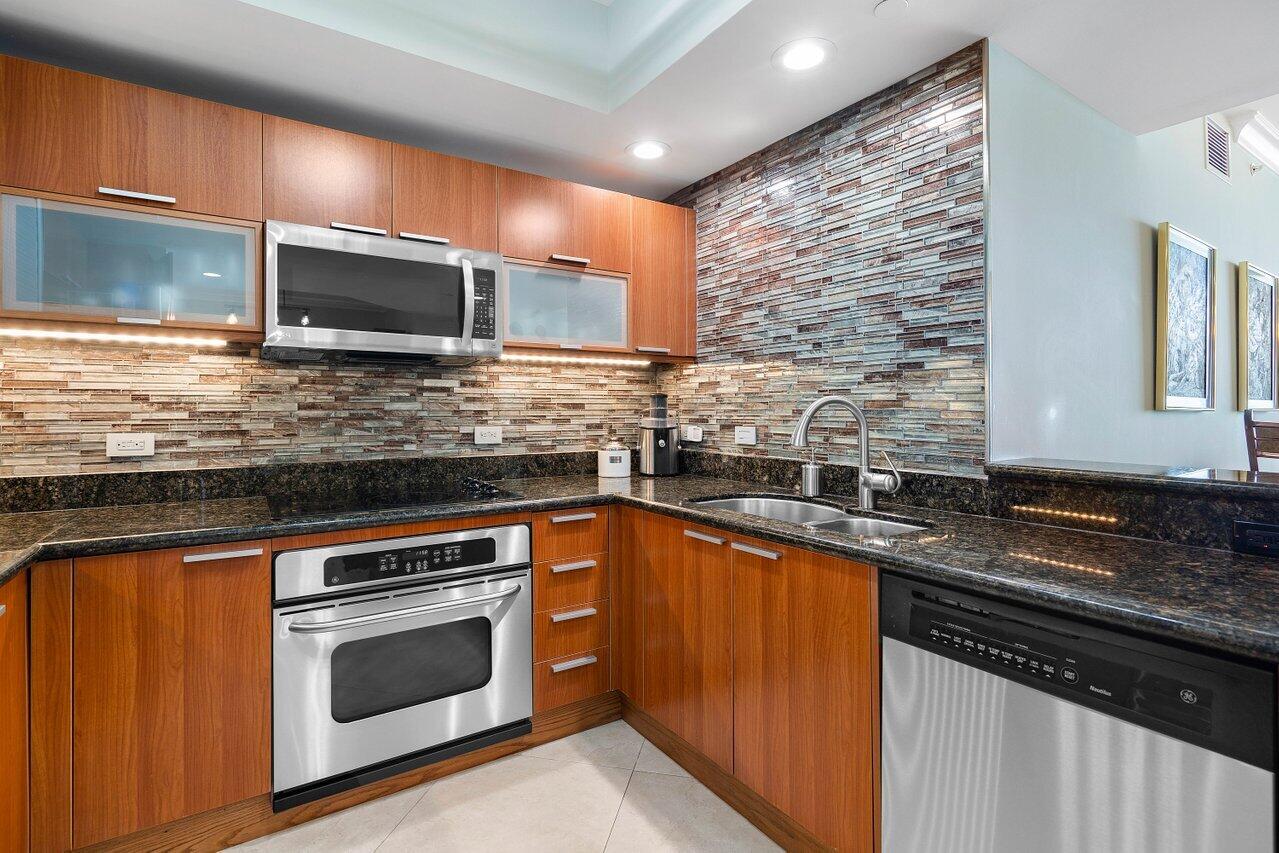 2650 Lake Shore Drive 1401