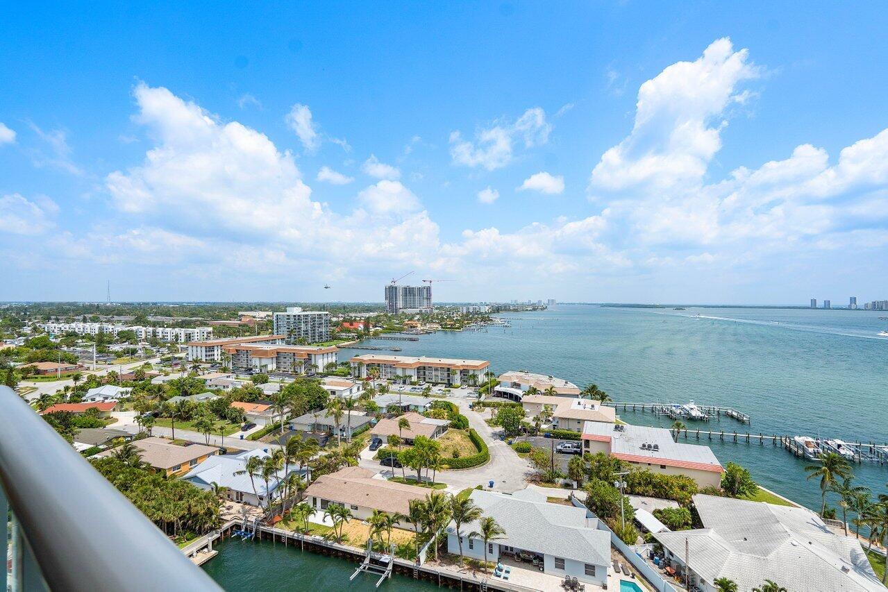 2650 Lake Shore Drive 1401