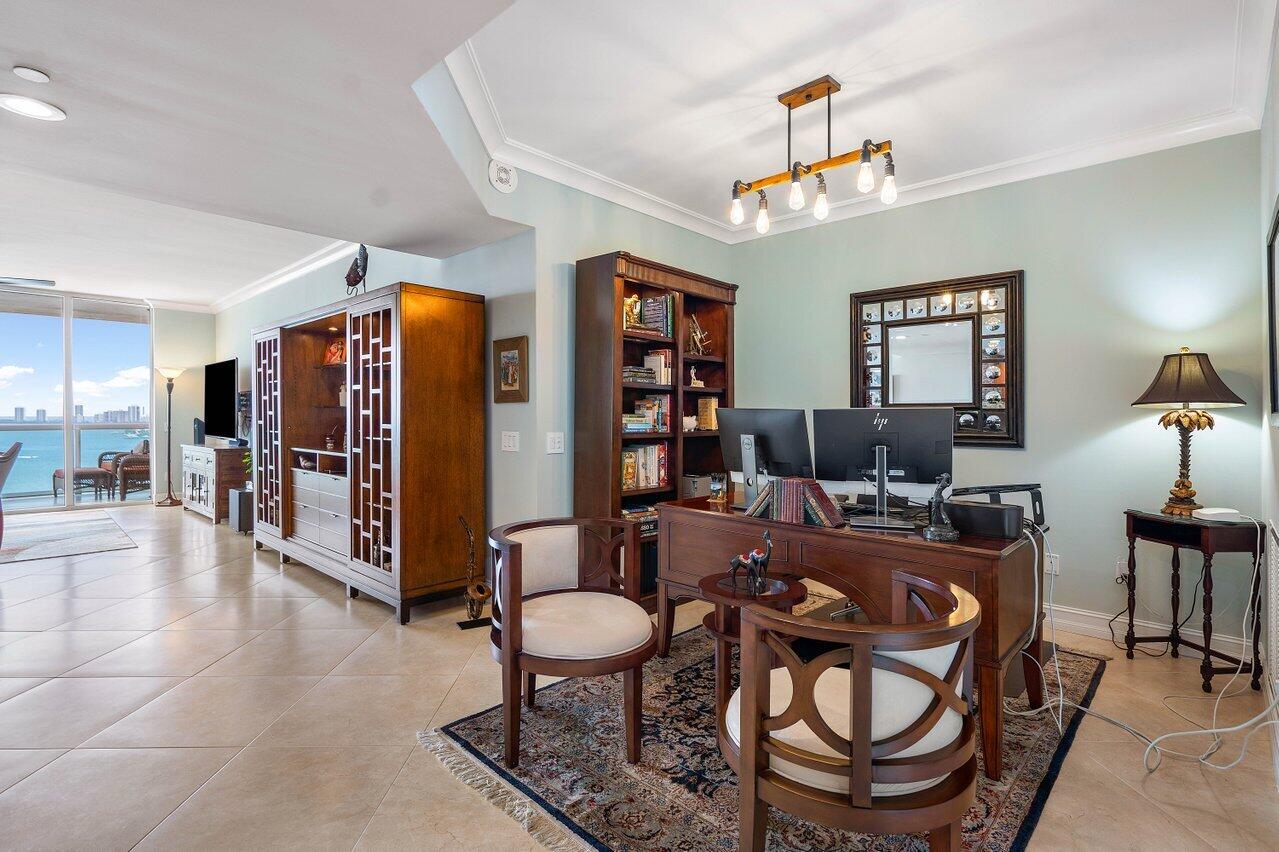 2650 Lake Shore Drive 1401