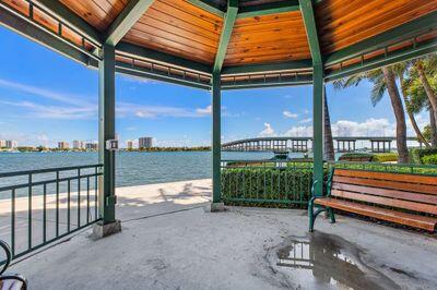 2650 Lake Shore Drive 1401