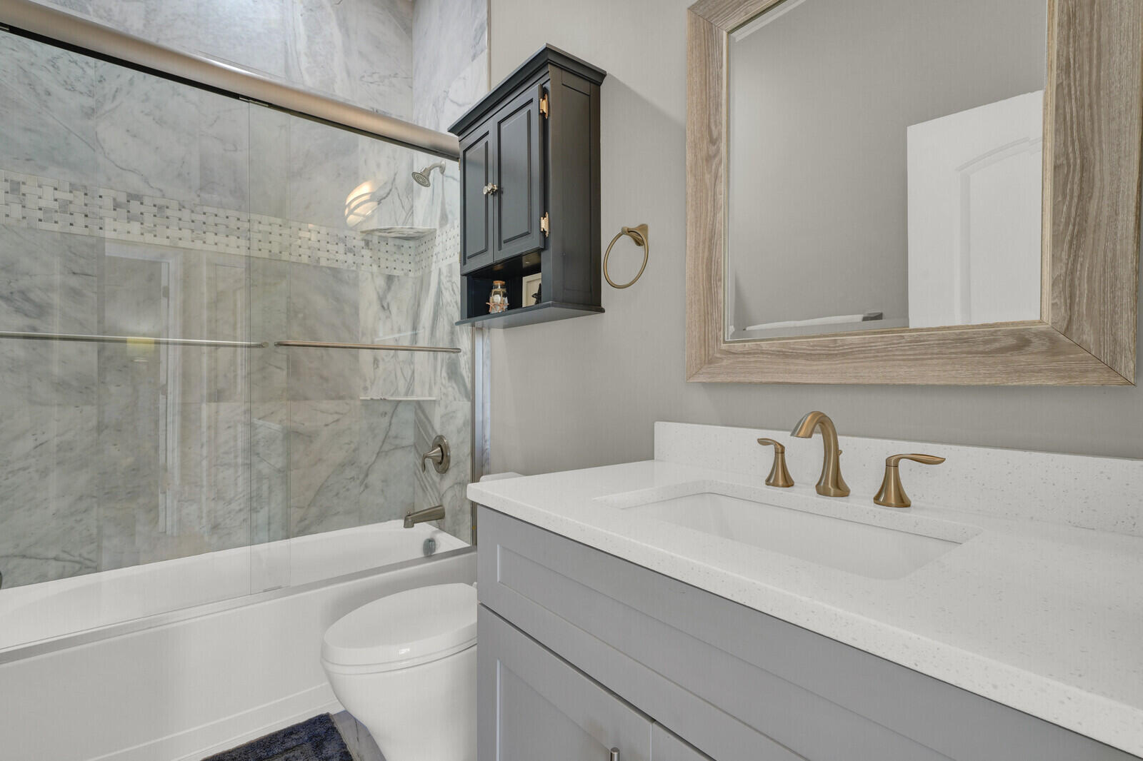 875 SE 13th Avenue