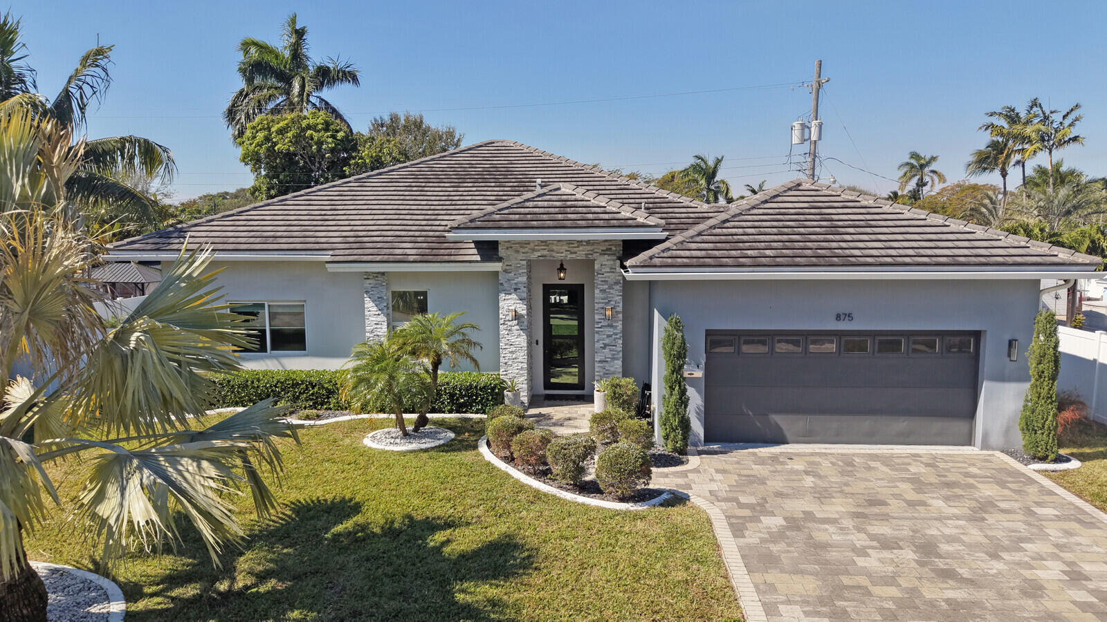 875 SE 13th Avenue