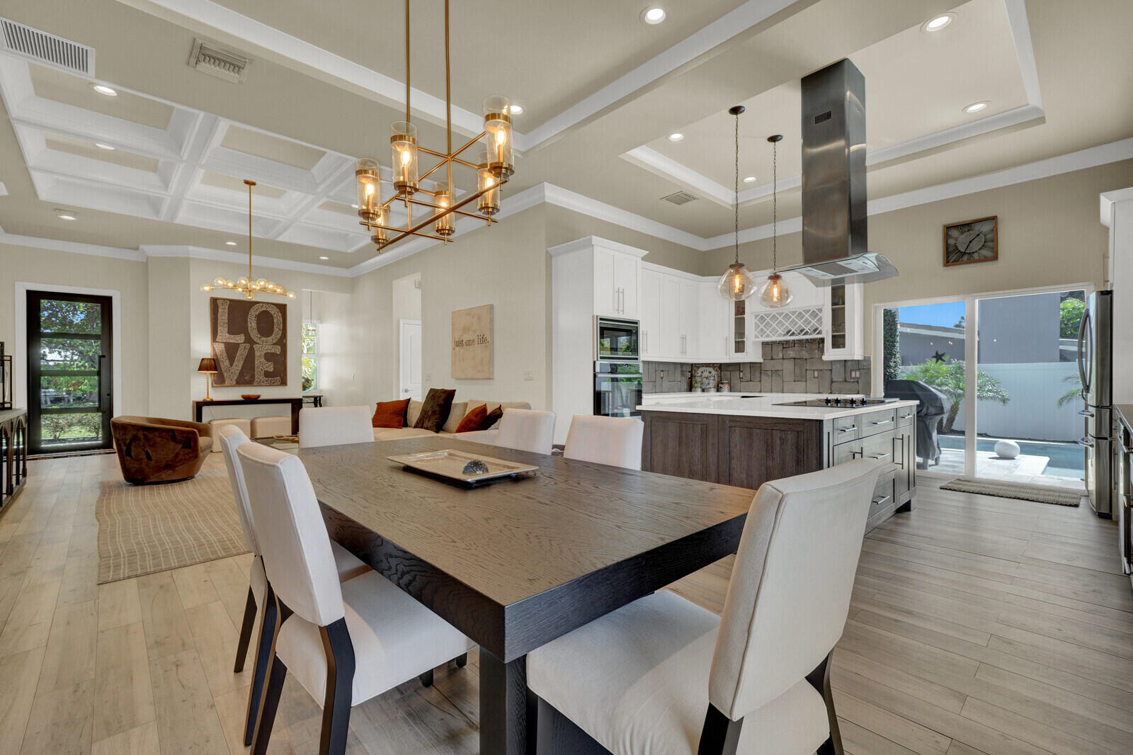 875 SE 13th Avenue