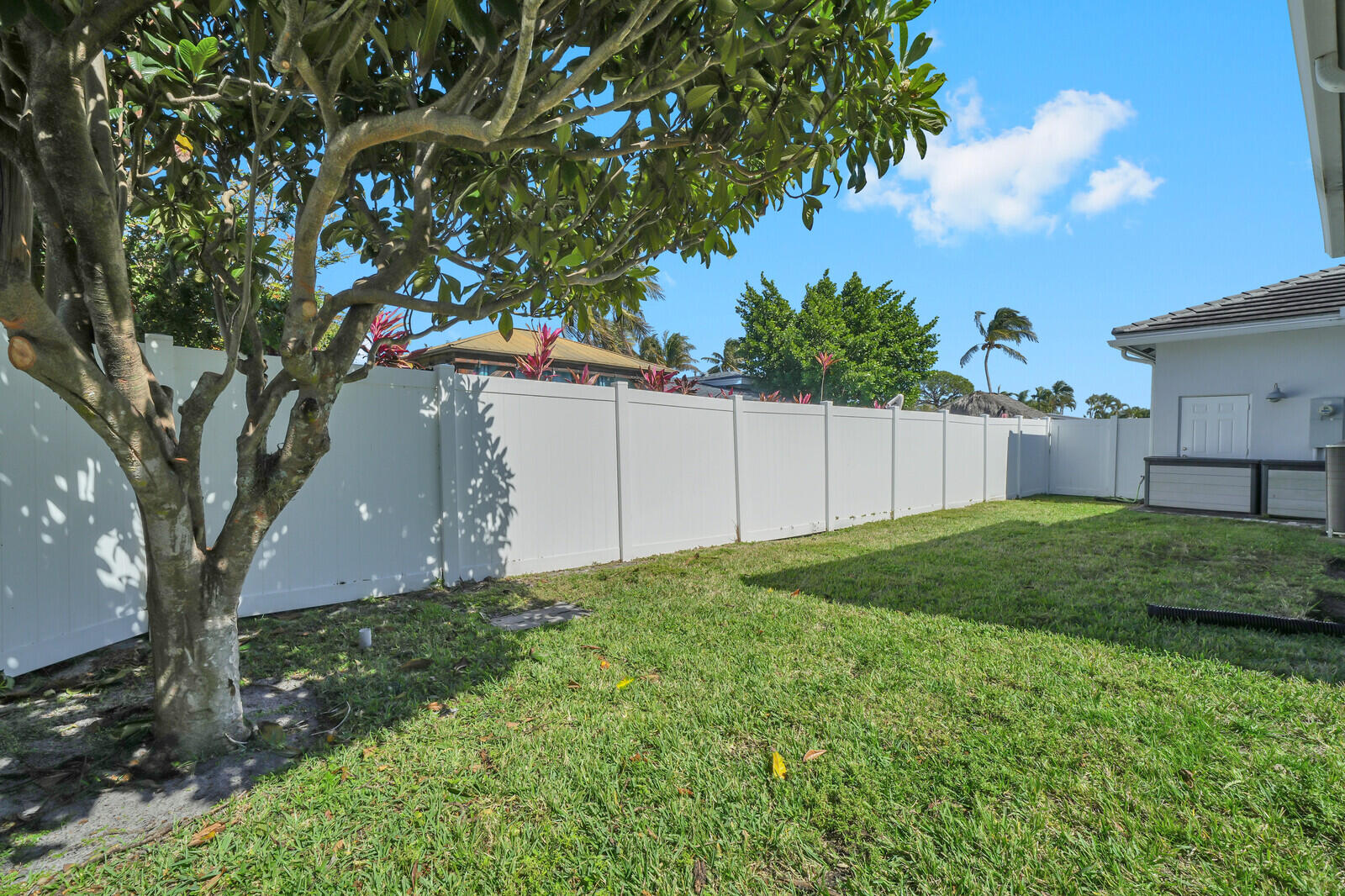 875 SE 13th Avenue