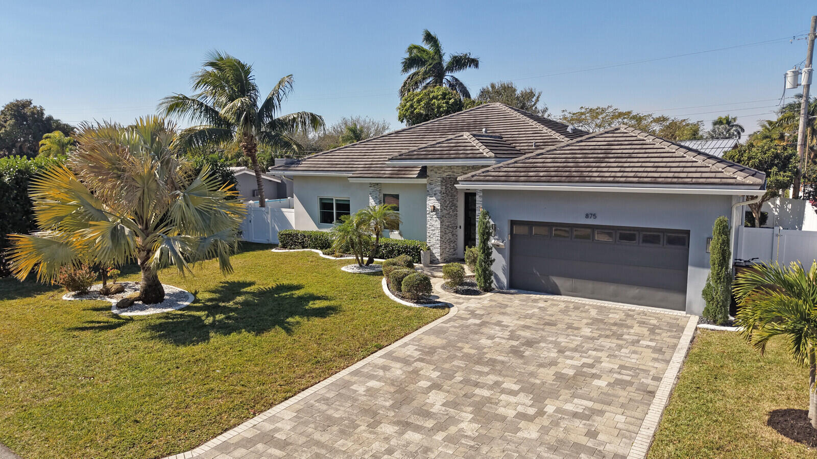 875 SE 13th Avenue