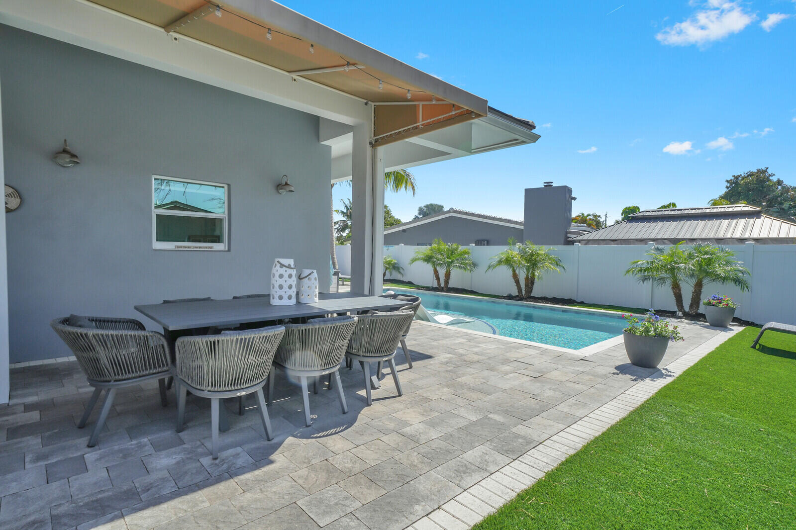 875 SE 13th Avenue