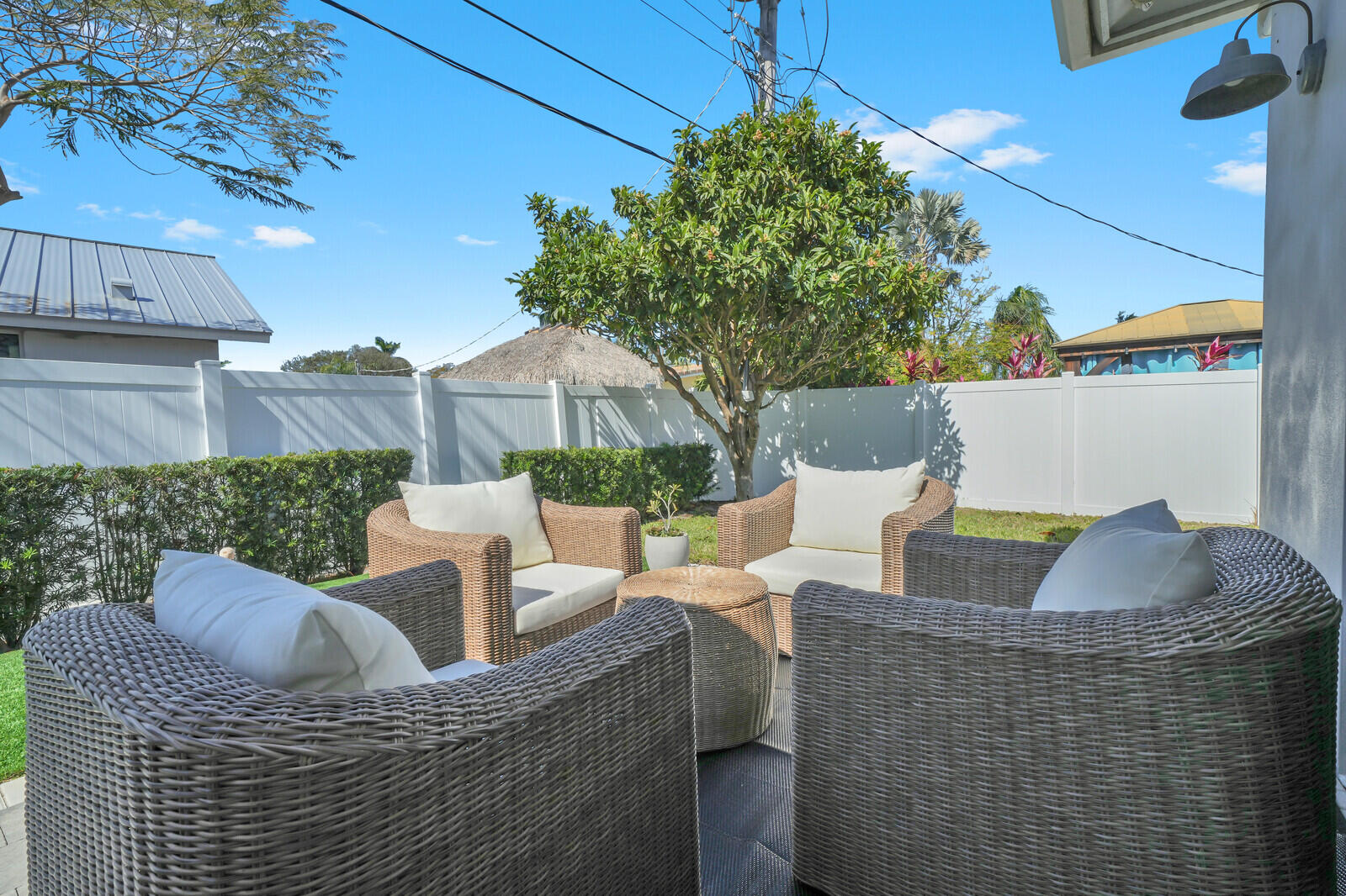 875 SE 13th Avenue