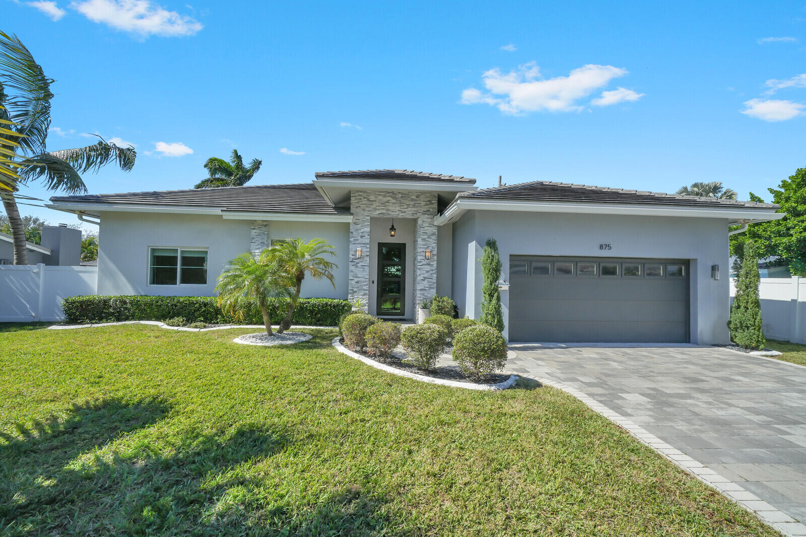 875 SE 13th Avenue