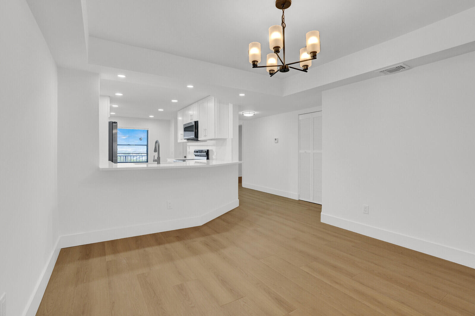 9260 SW 14th Street 2508