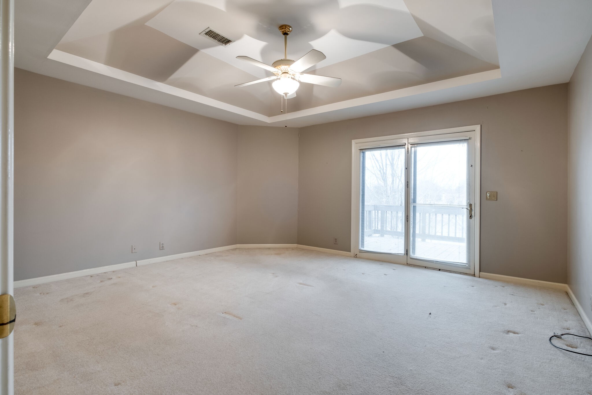 242 Hearthstone Manor Ln