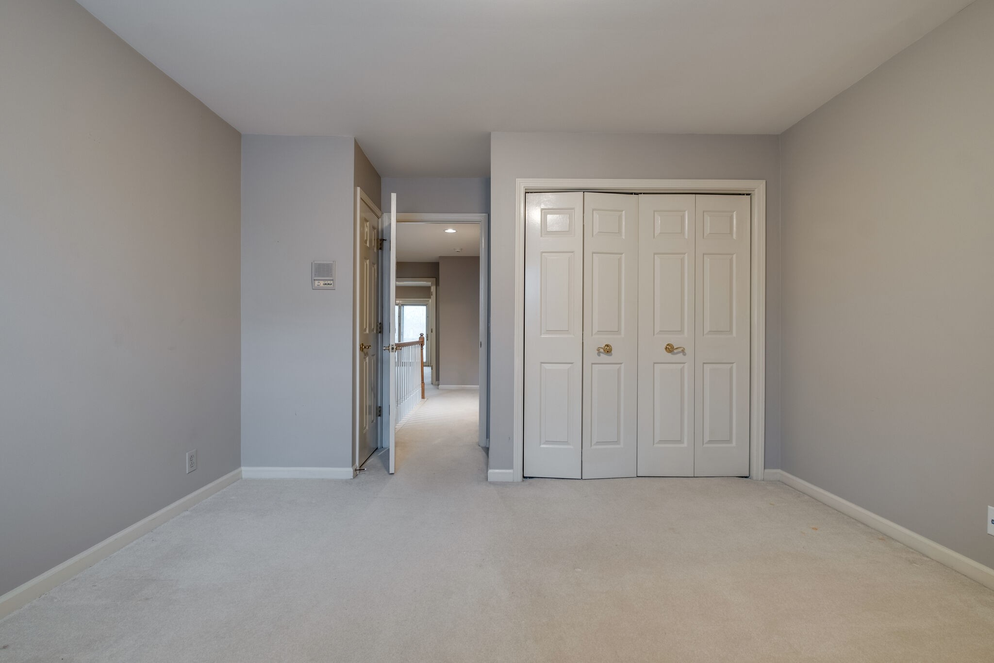 242 Hearthstone Manor Ln