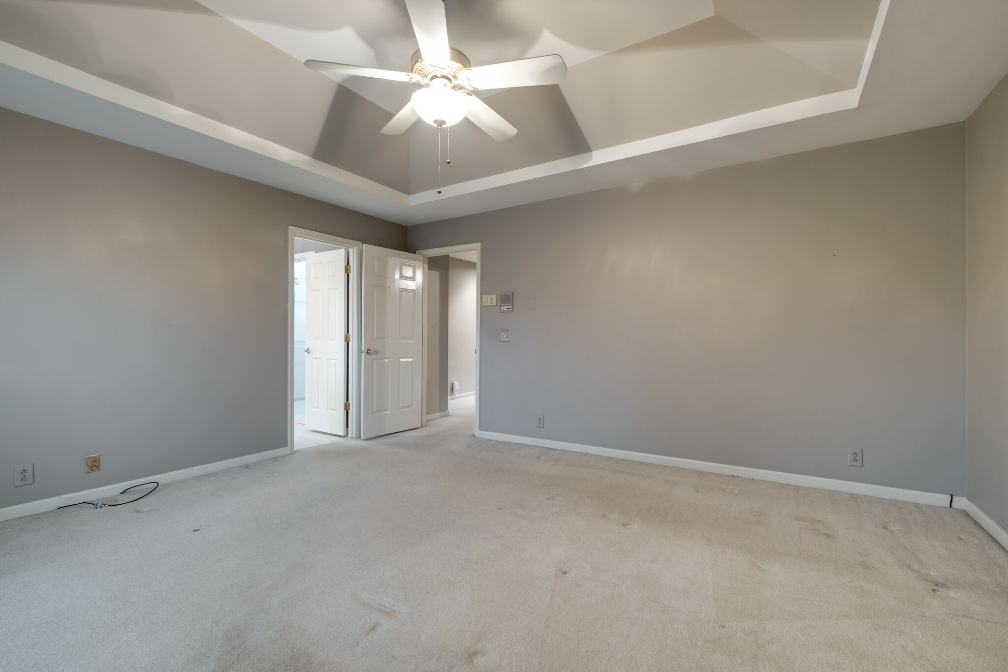 242 Hearthstone Manor Ln