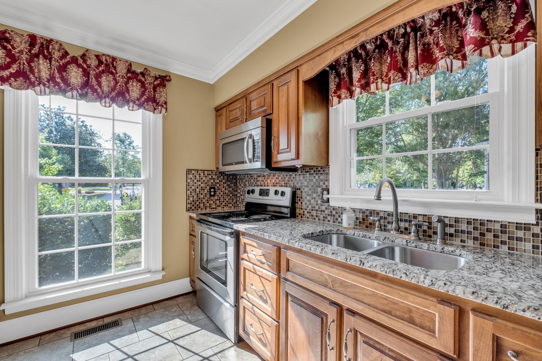 168 Cottonwood Dr