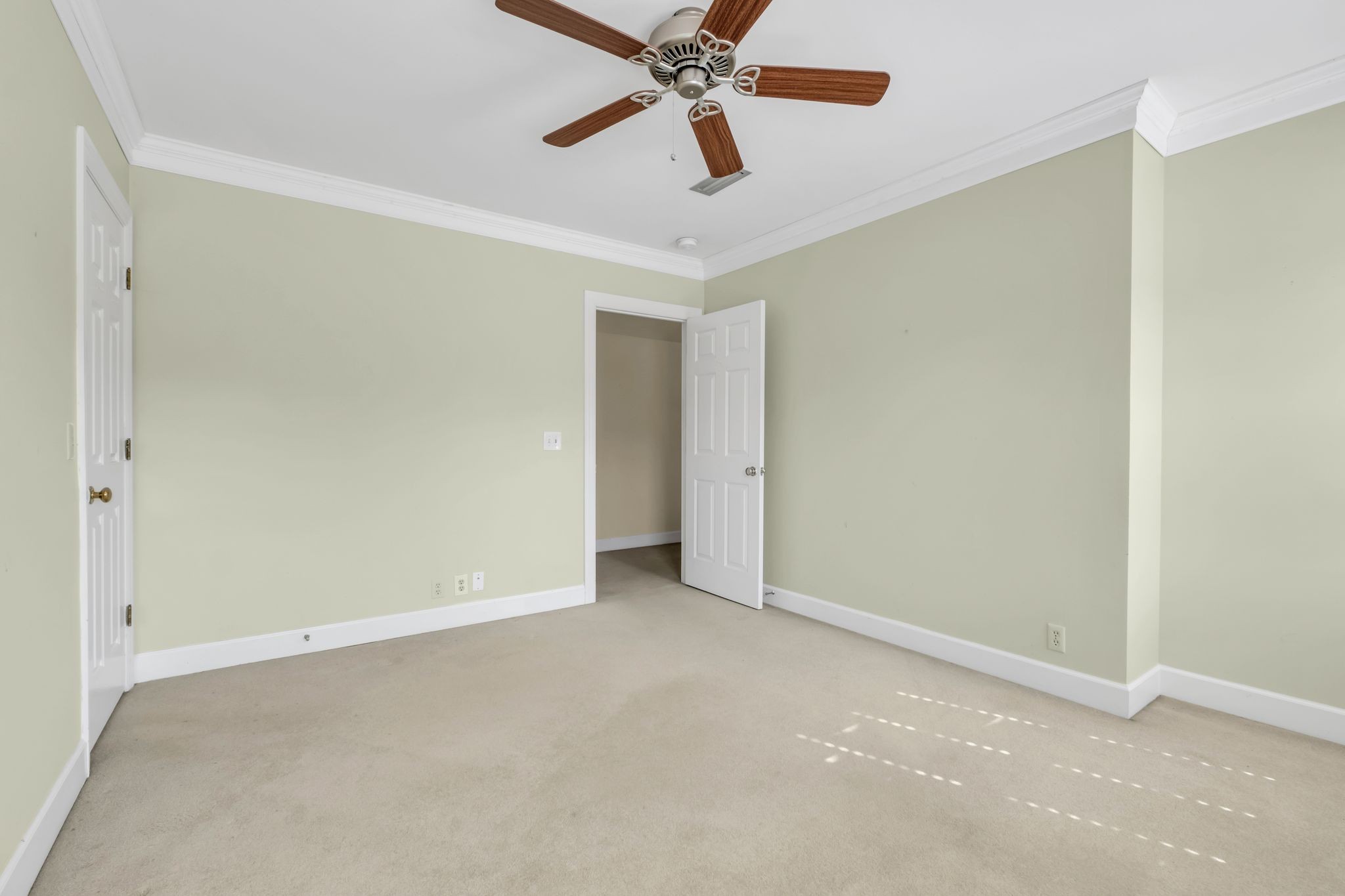 168 Cottonwood Dr