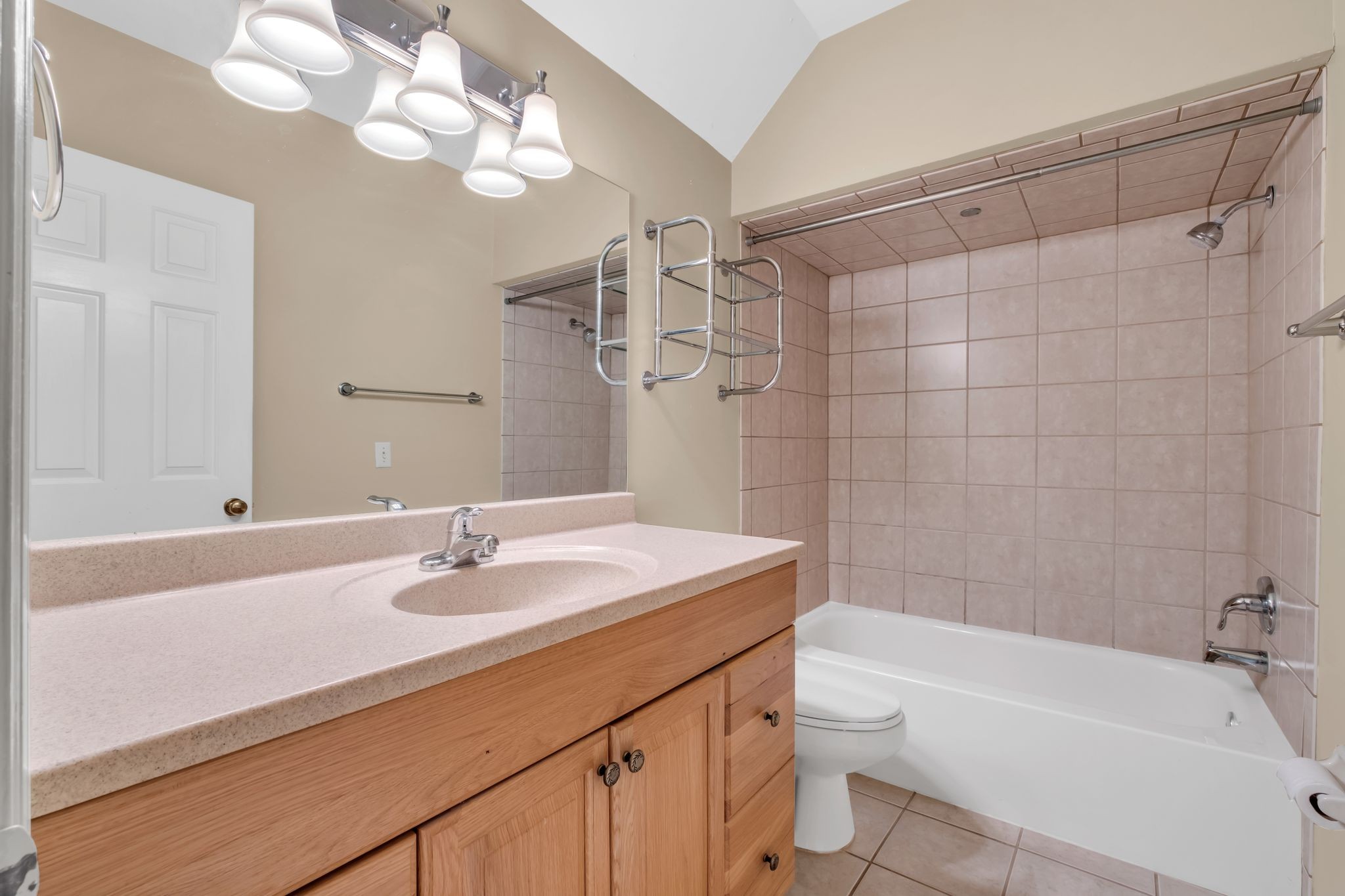 168 Cottonwood Dr