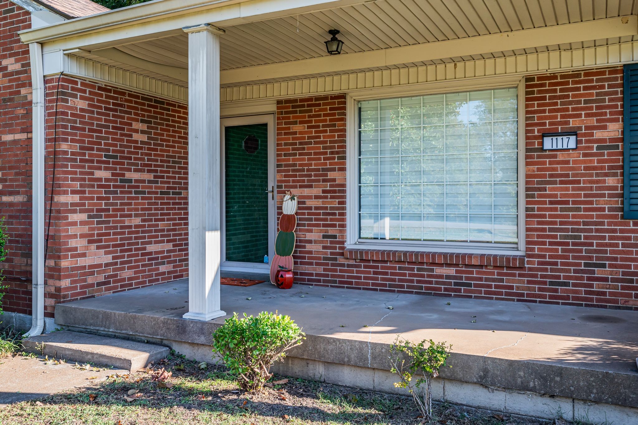 1117 Berwick Trl