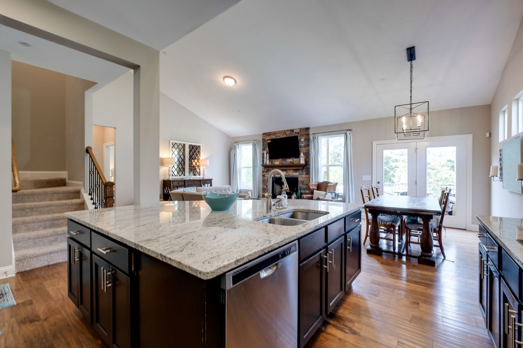 2217 Arbor Pointe Way