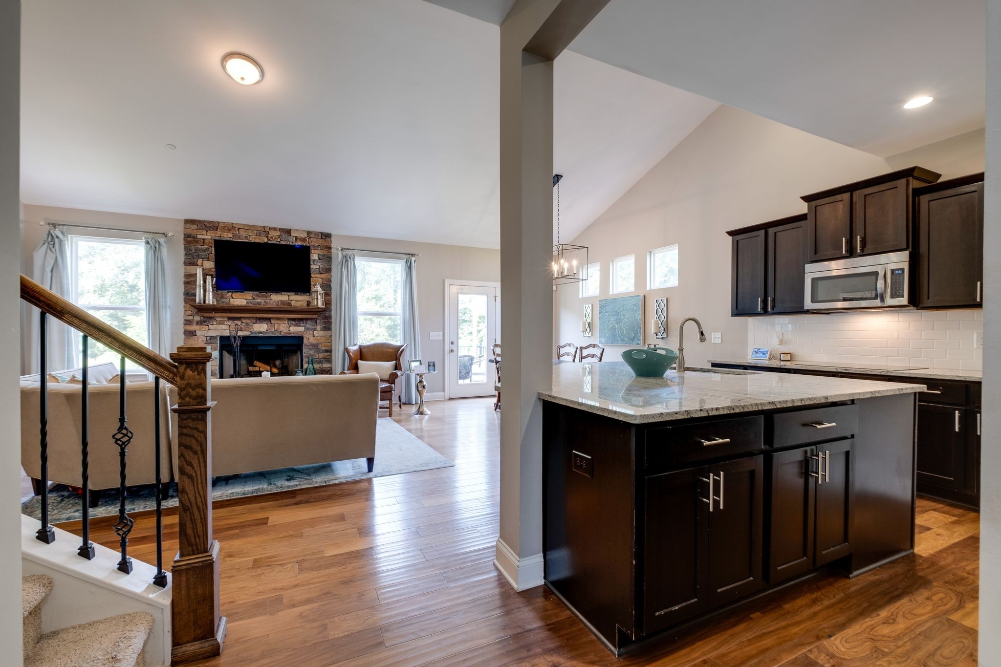 2217 Arbor Pointe Way