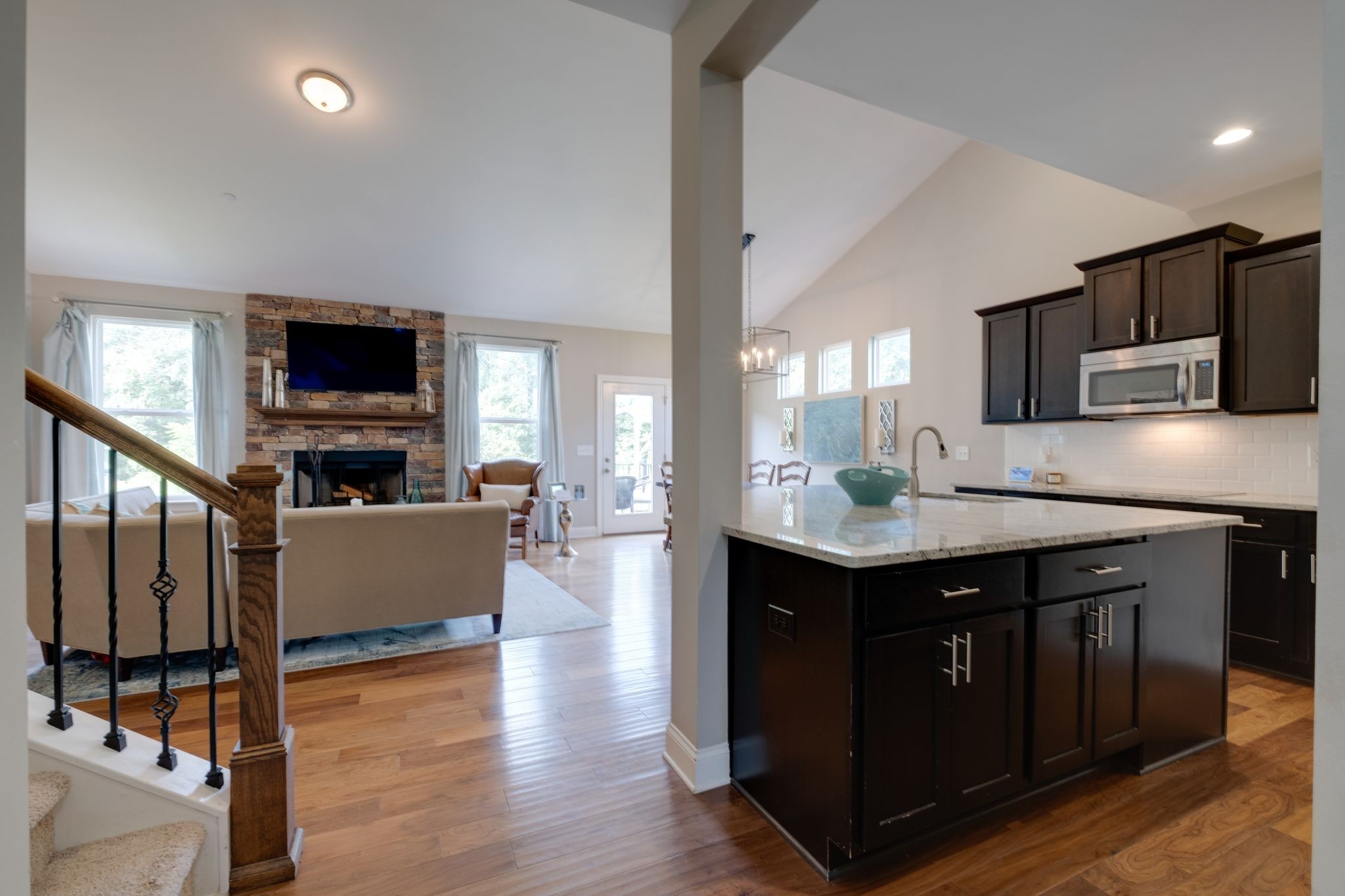 2217 Arbor Pointe Way