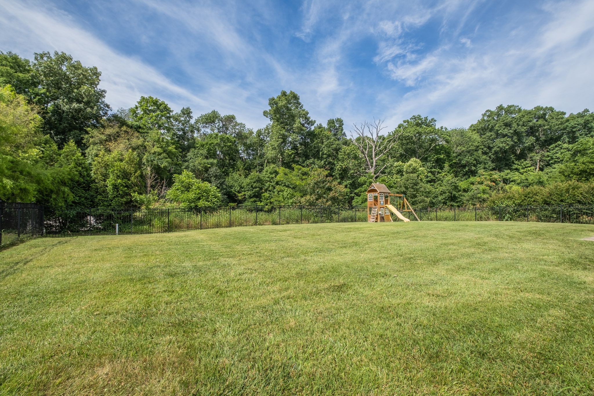 2217 Arbor Pointe Way