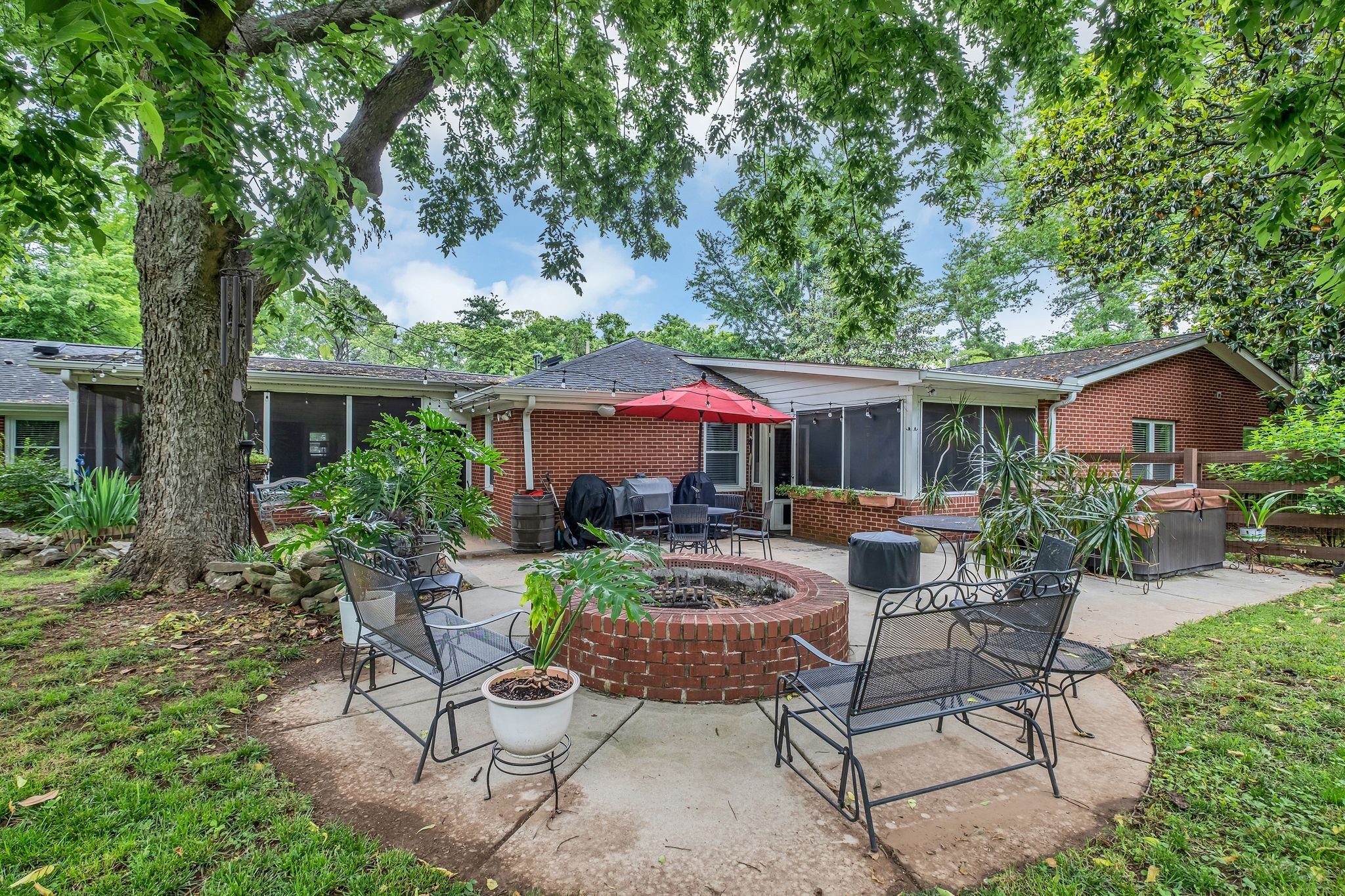 4337 Morriswood Dr
