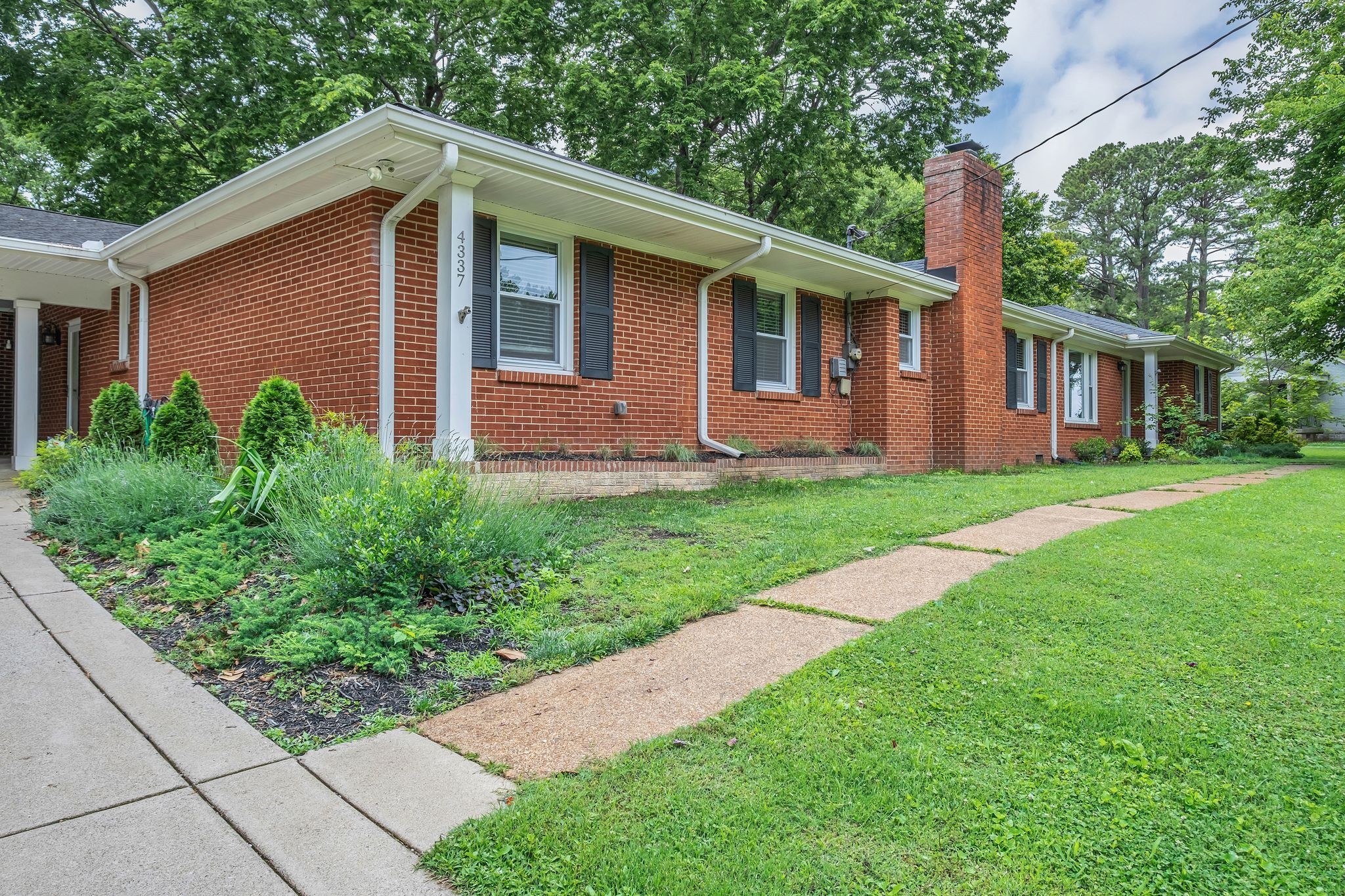 4337 Morriswood Dr