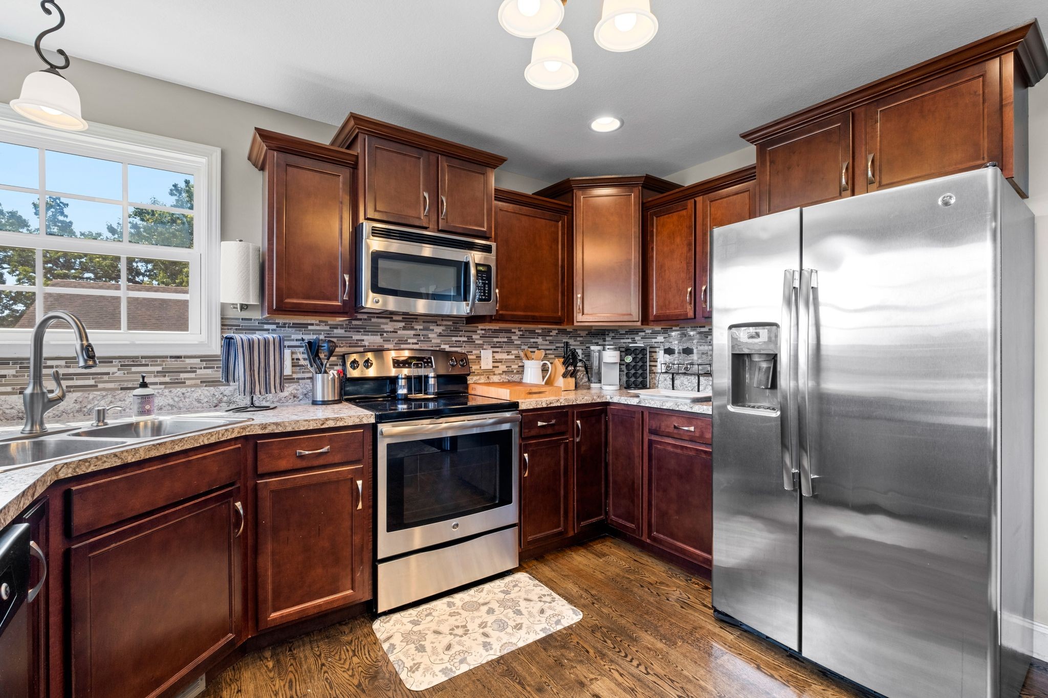 133 Sandis Ln
