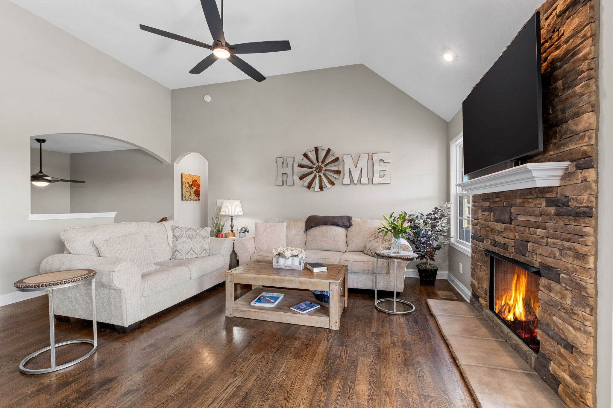 133 Sandis Ln