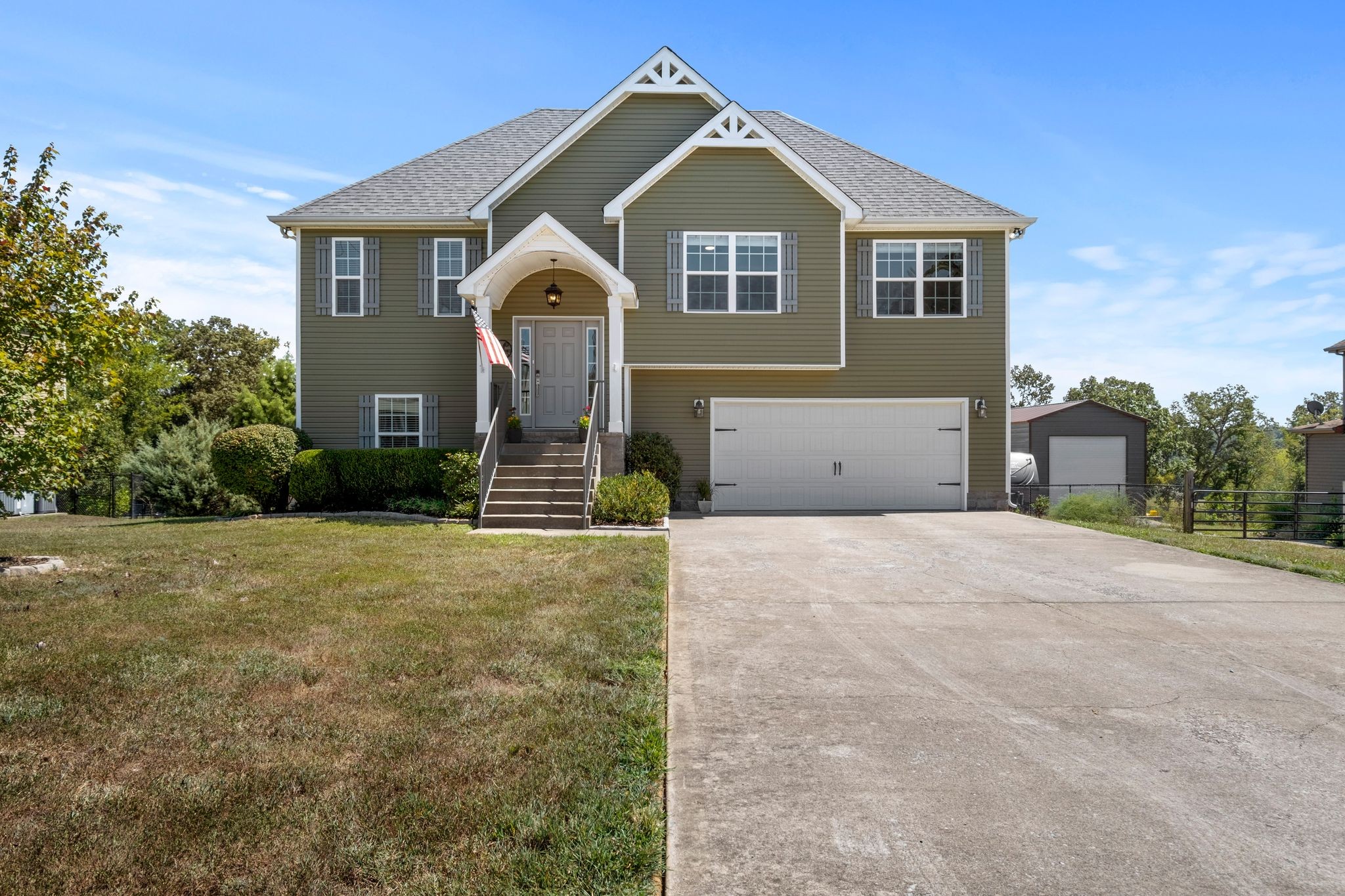 133 Sandis Ln