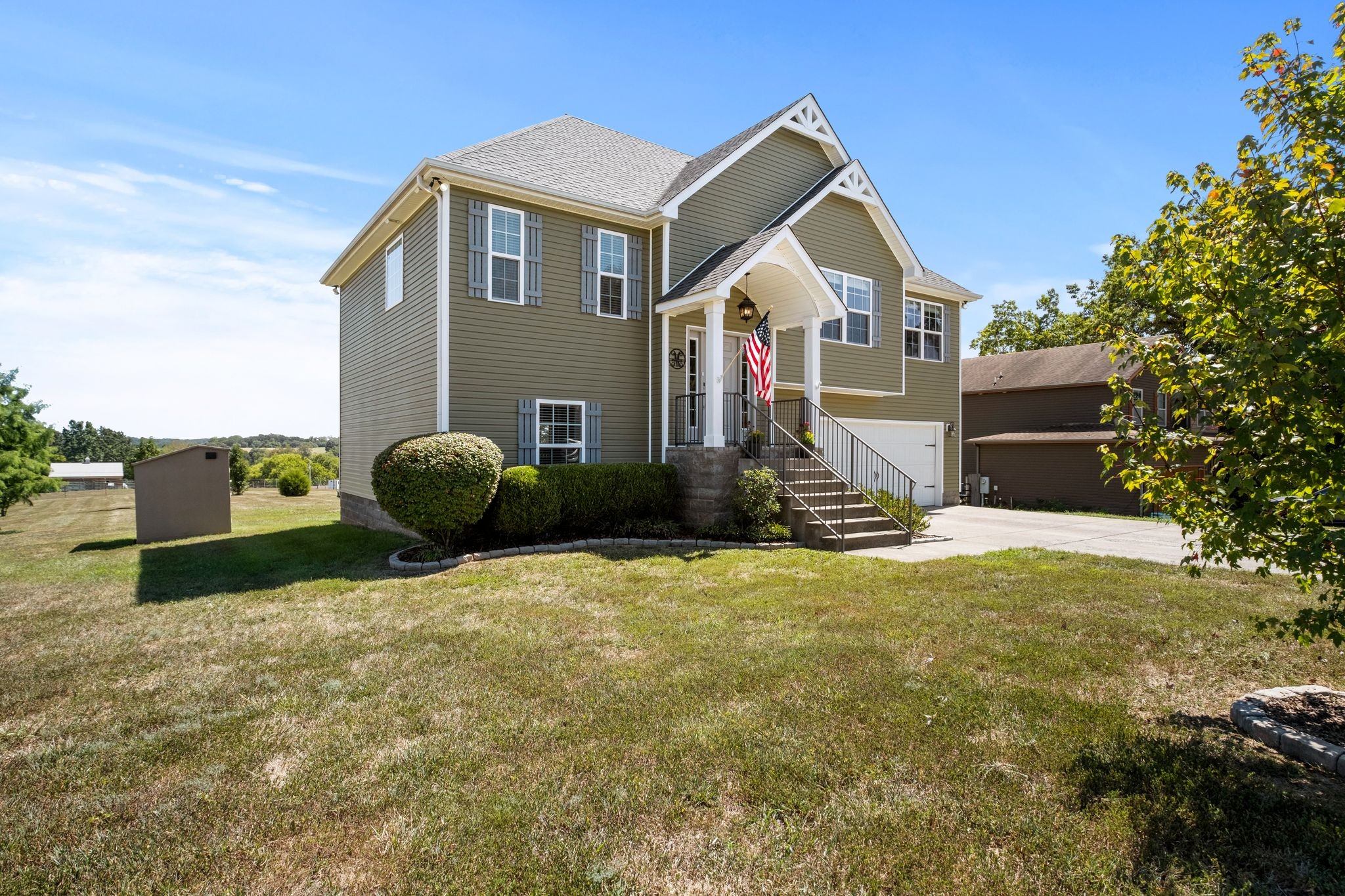 133 Sandis Ln