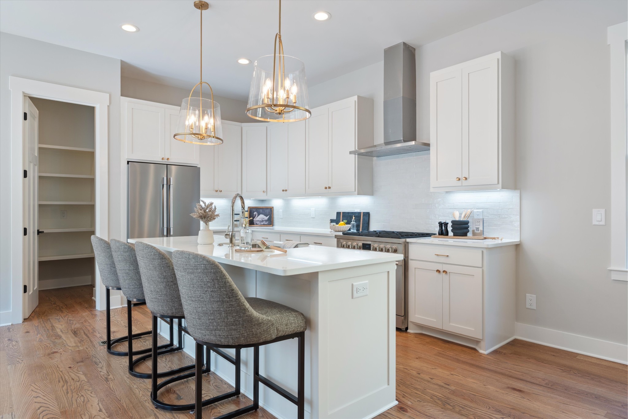 2929 Sharon Hill Cir