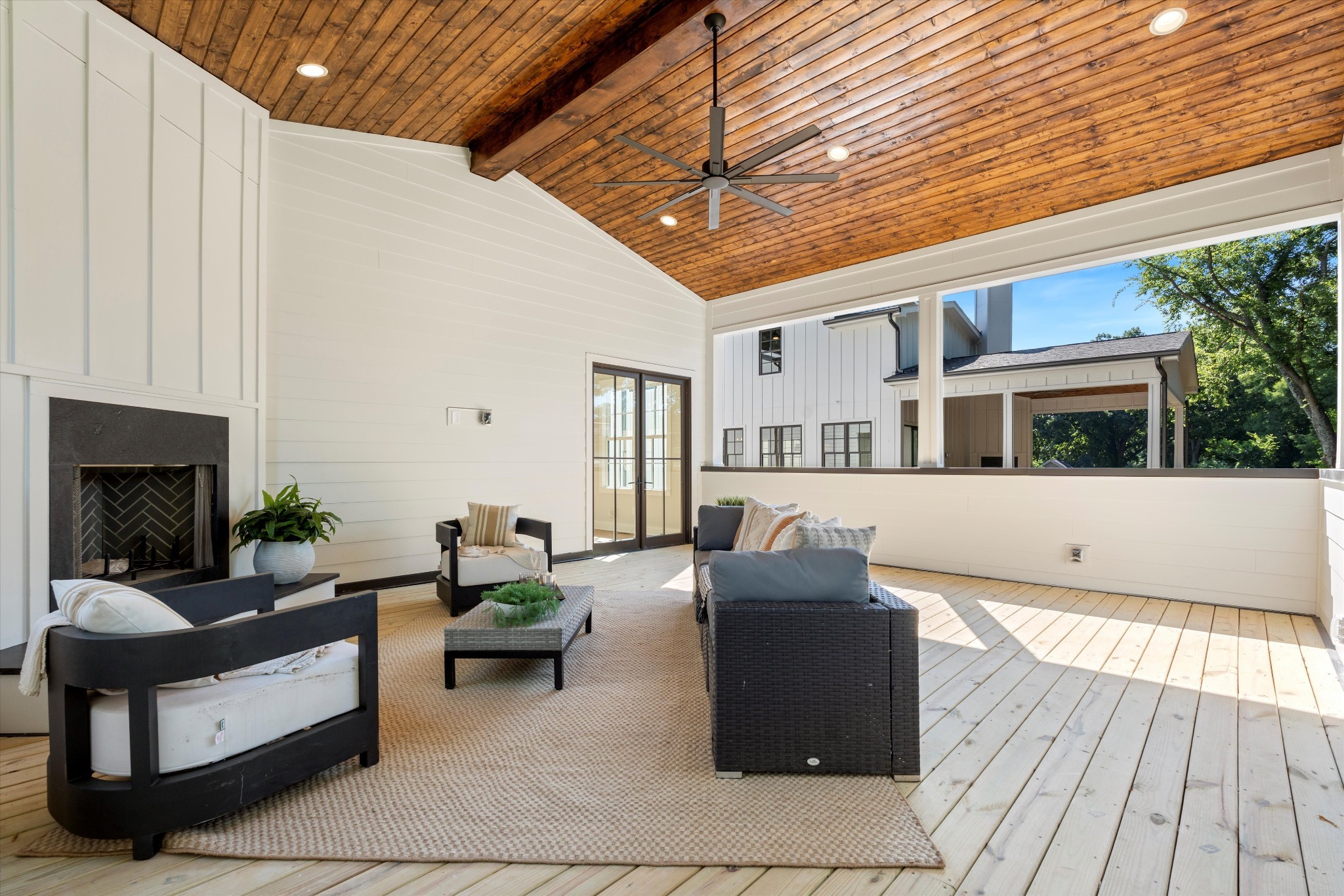 2929 Sharon Hill Cir