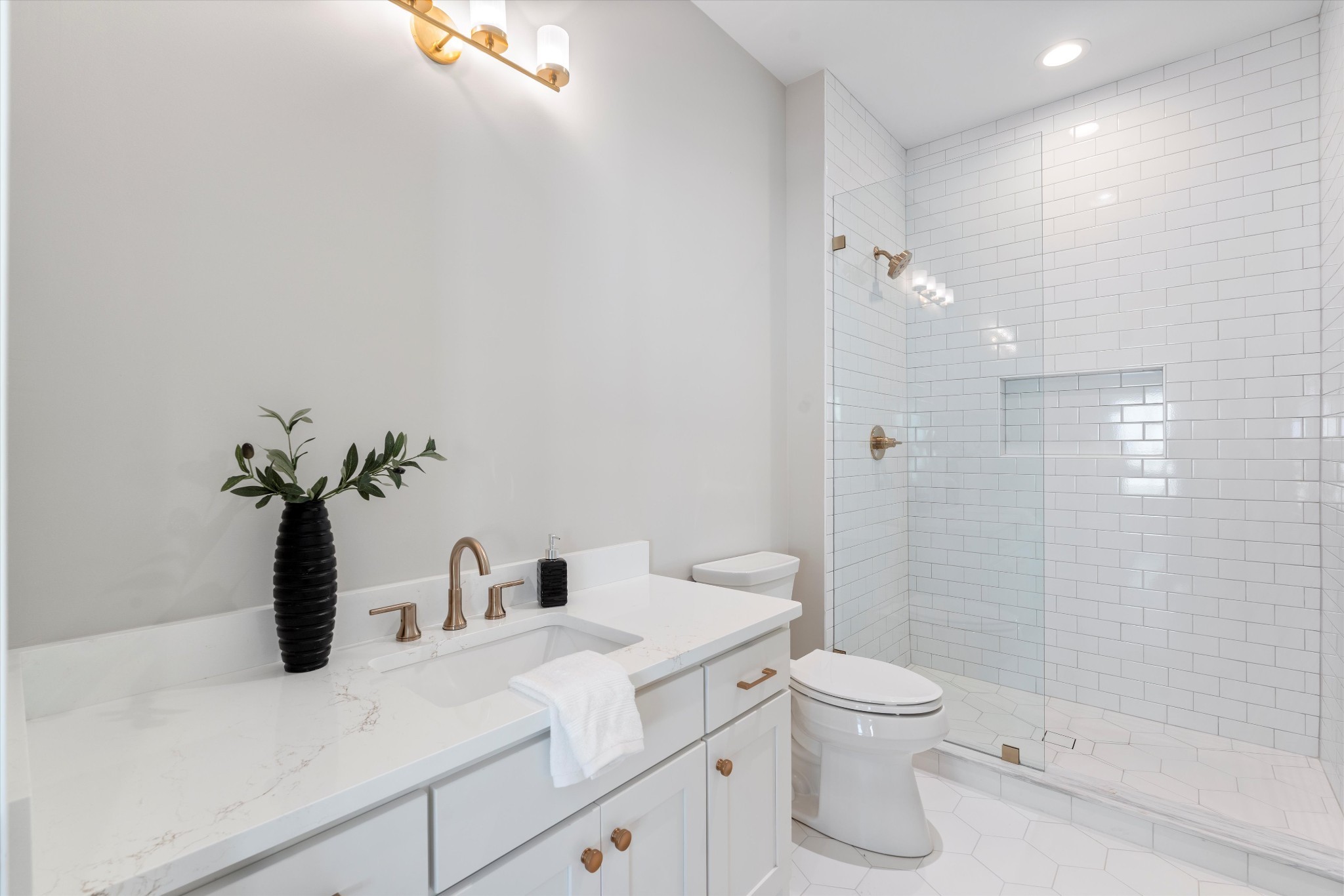 2929 Sharon Hill Cir