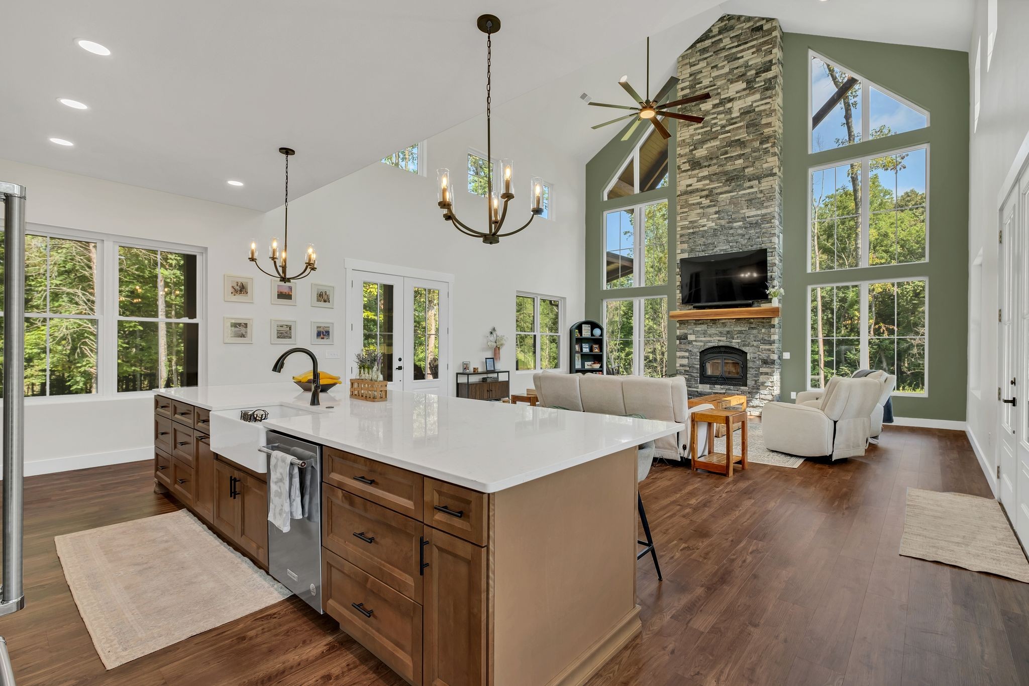 3573 Sandy Springs Rd