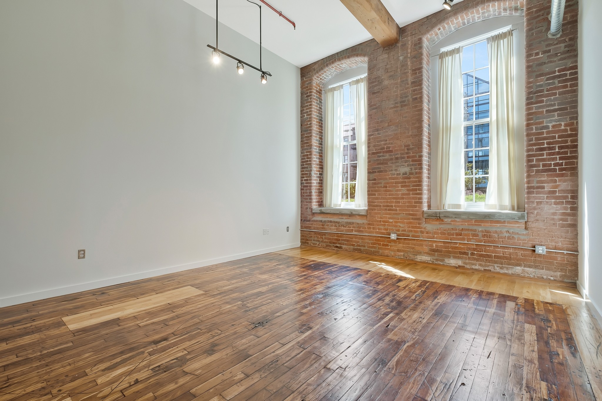 1350 Rosa L Parks Blvd Unit: 238