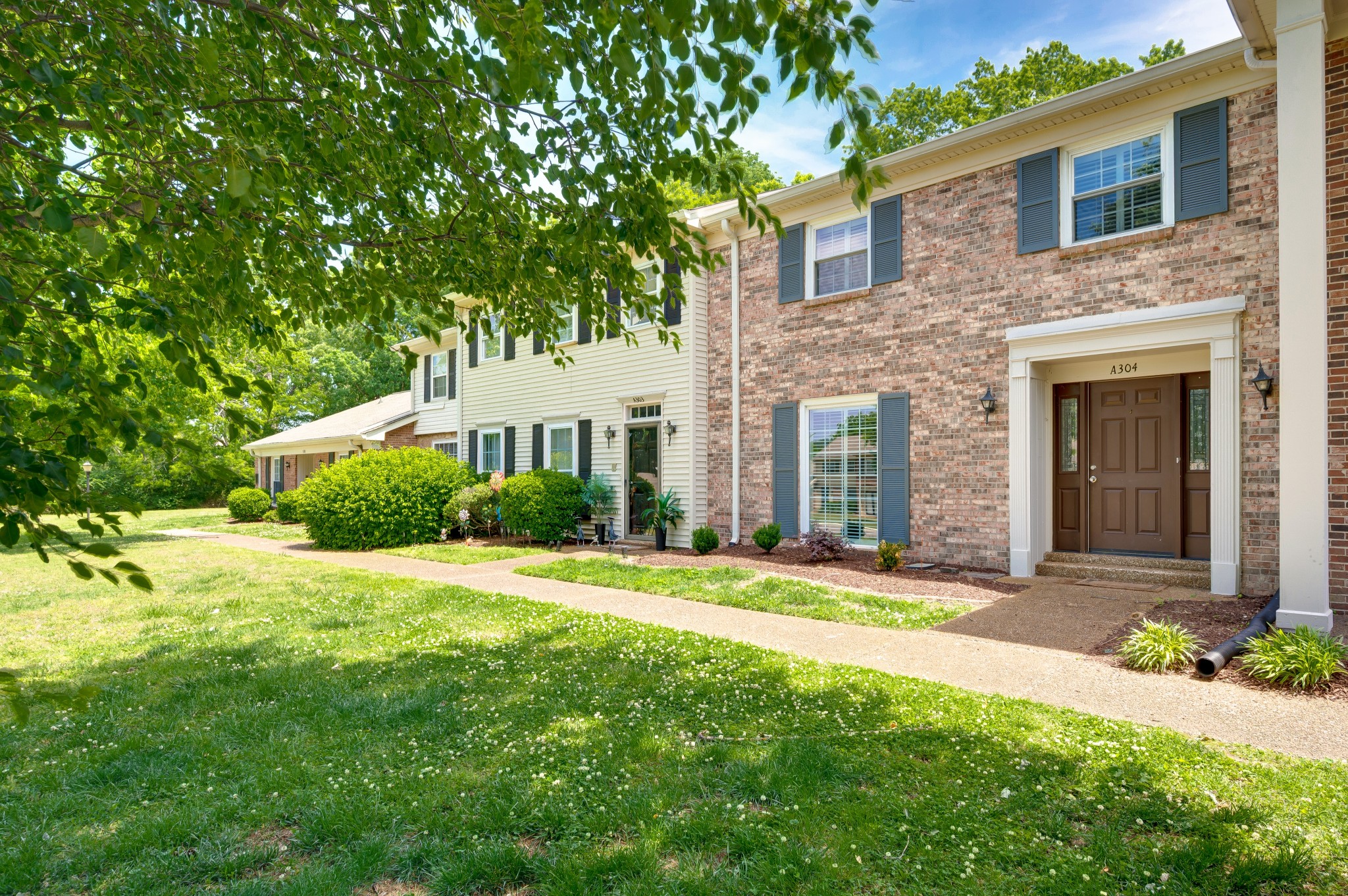 8300 Sawyer Brown Rd Unit: A304