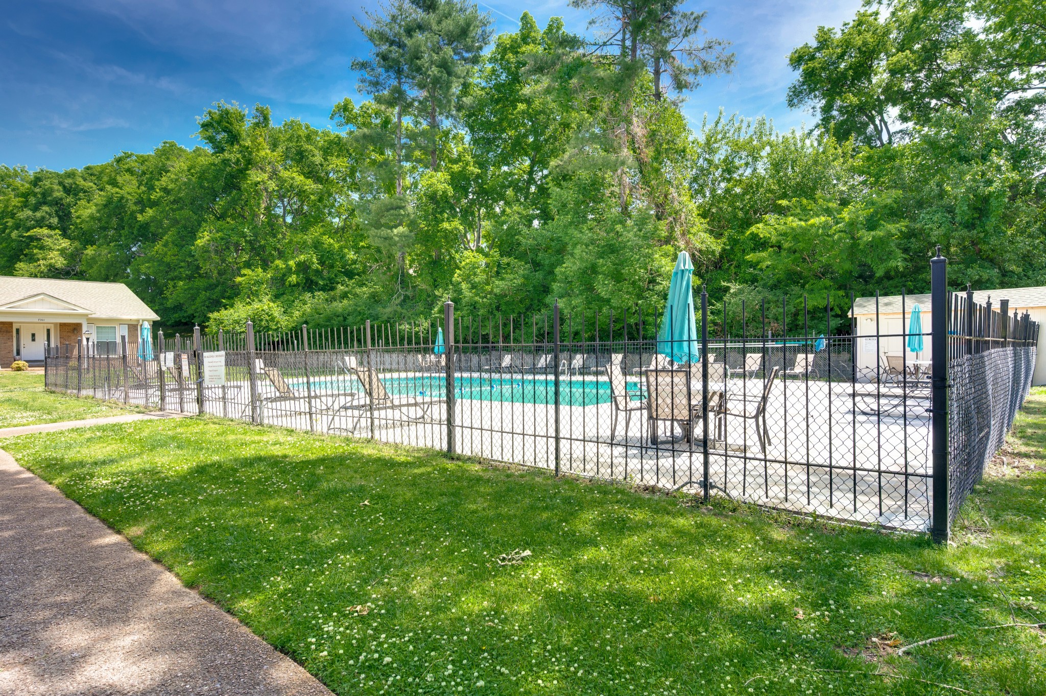 8300 Sawyer Brown Rd Unit: A304