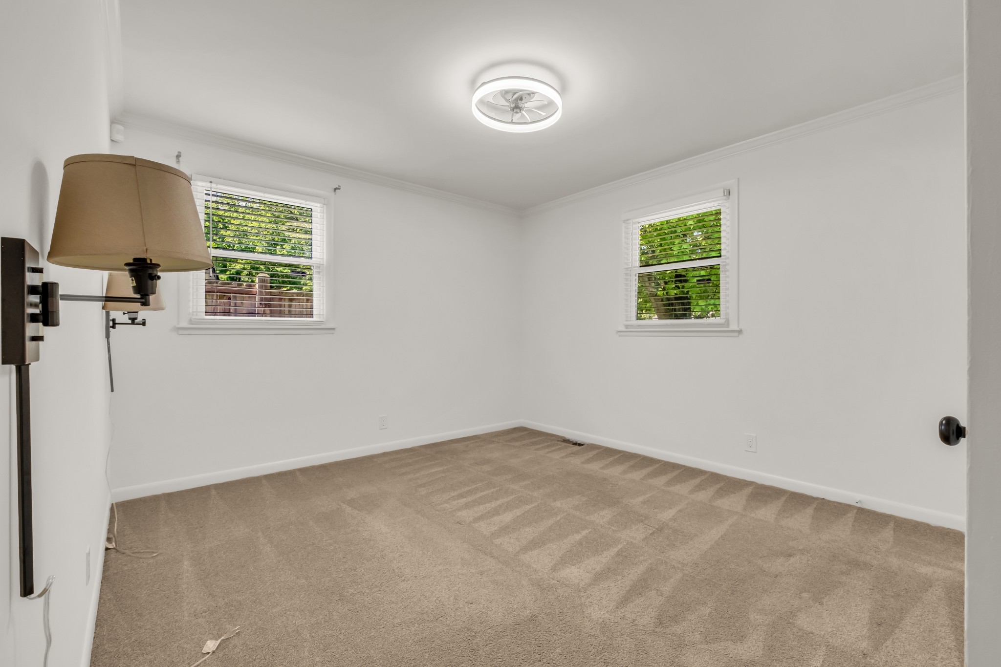 138 Carriage Dr