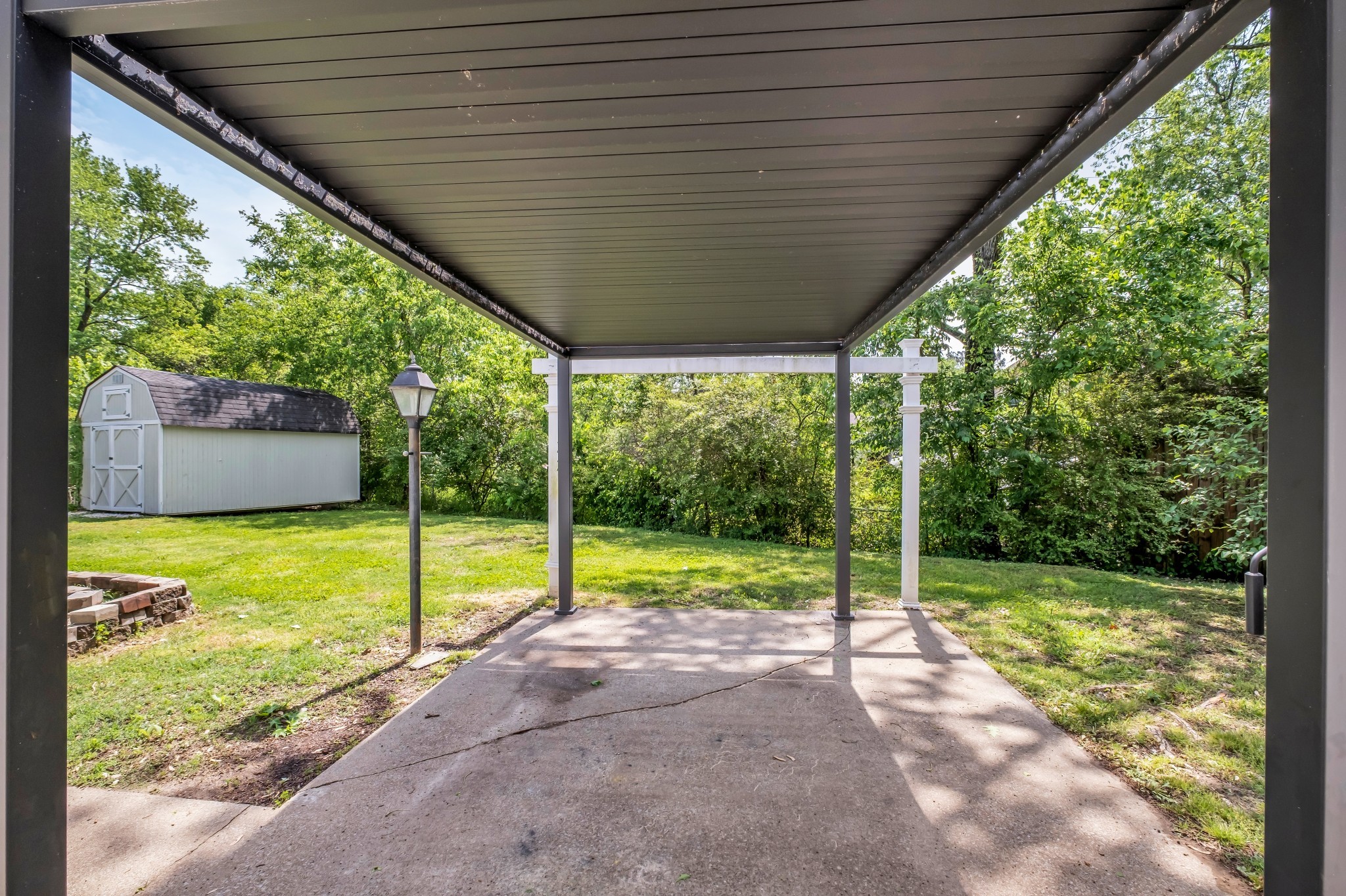 138 Carriage Dr