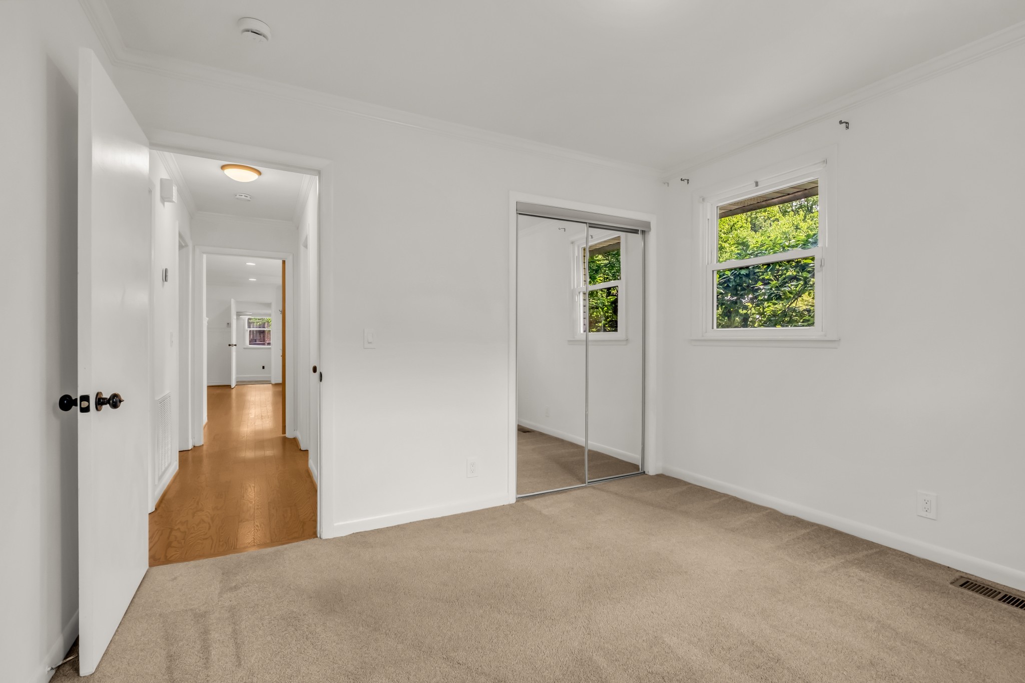 138 Carriage Dr