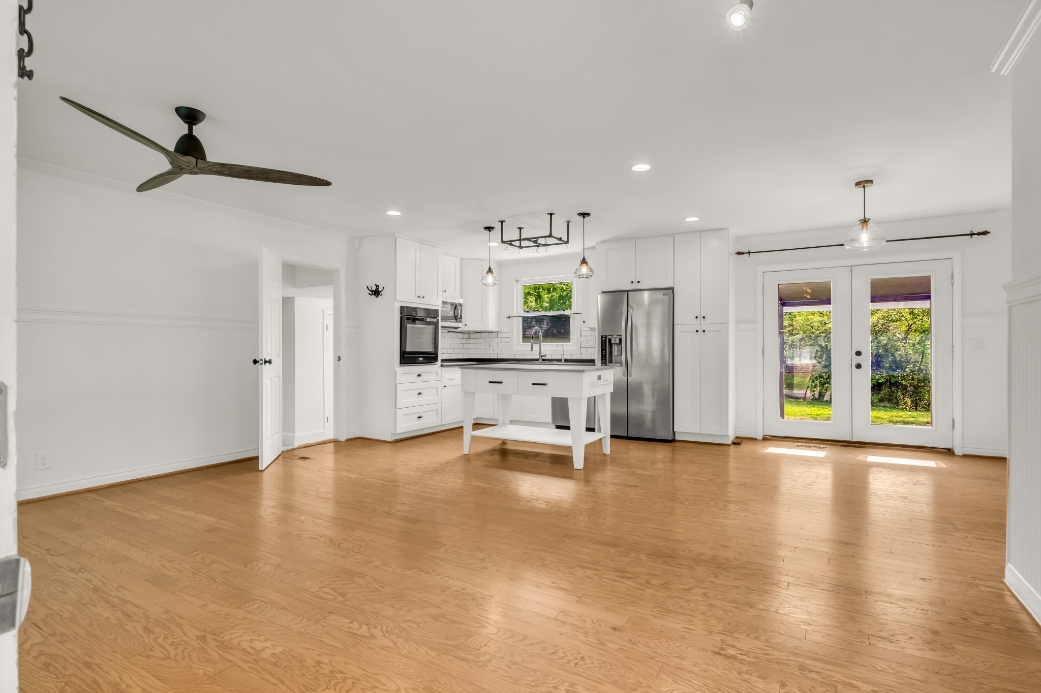 138 Carriage Dr