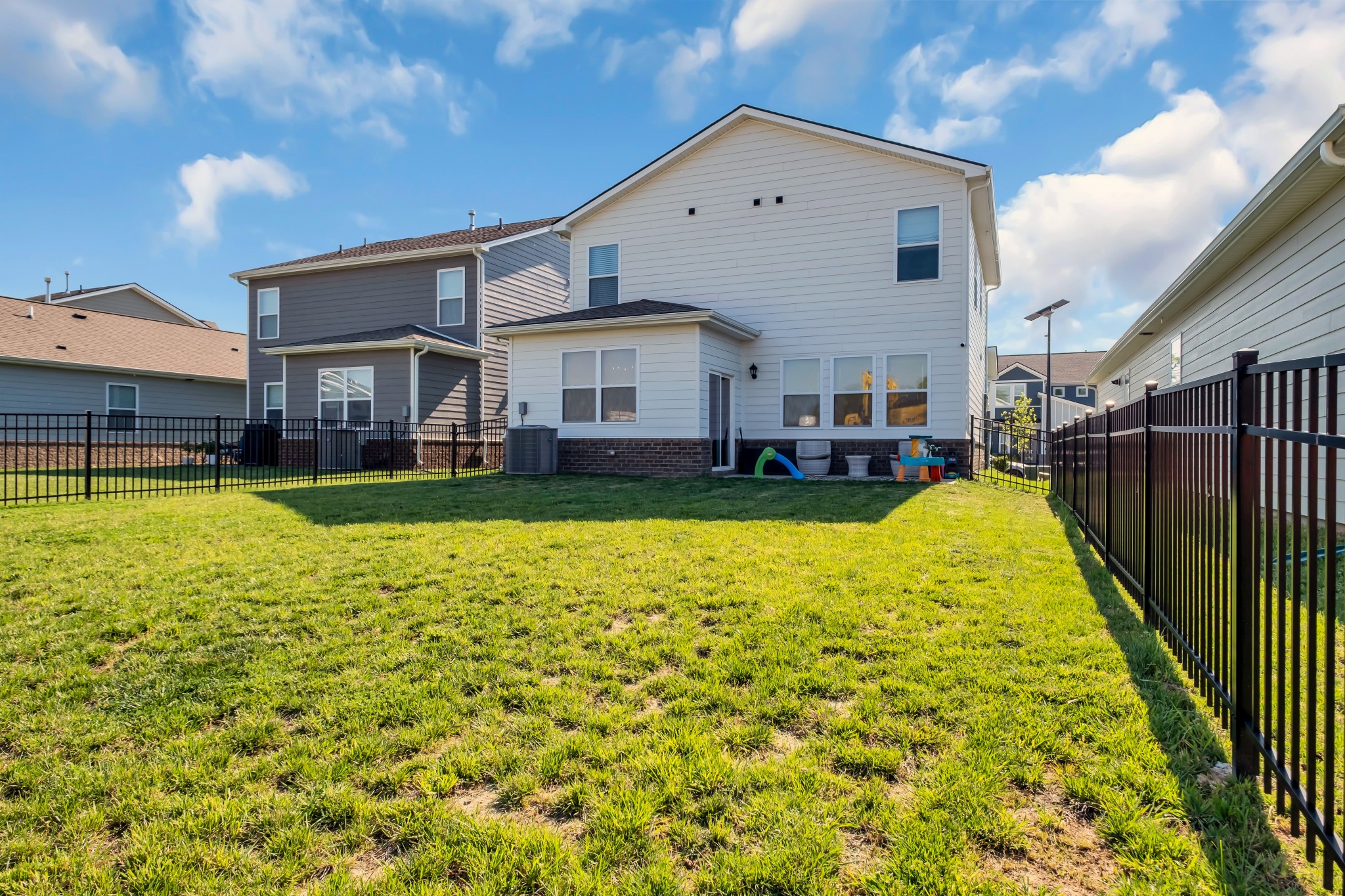1064 Linn Cove Ct
